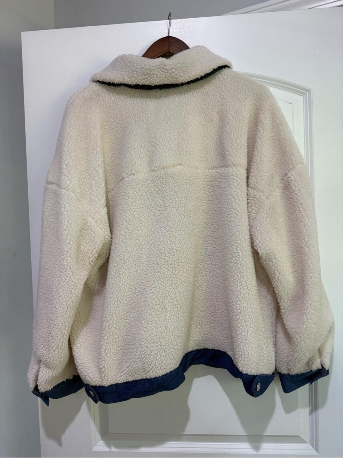 Other Cream Sherpa Teddy Jacket with Blue Denim Accents Size XL / US 12-14 / IT 48-50 - 4 Thumbnail