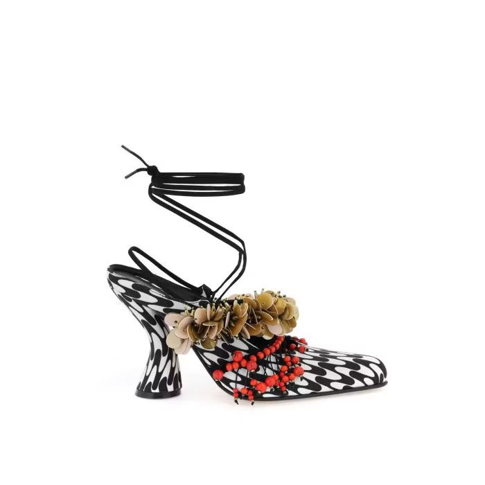 o1s22i1n0524 Printed Decollete Heels in White