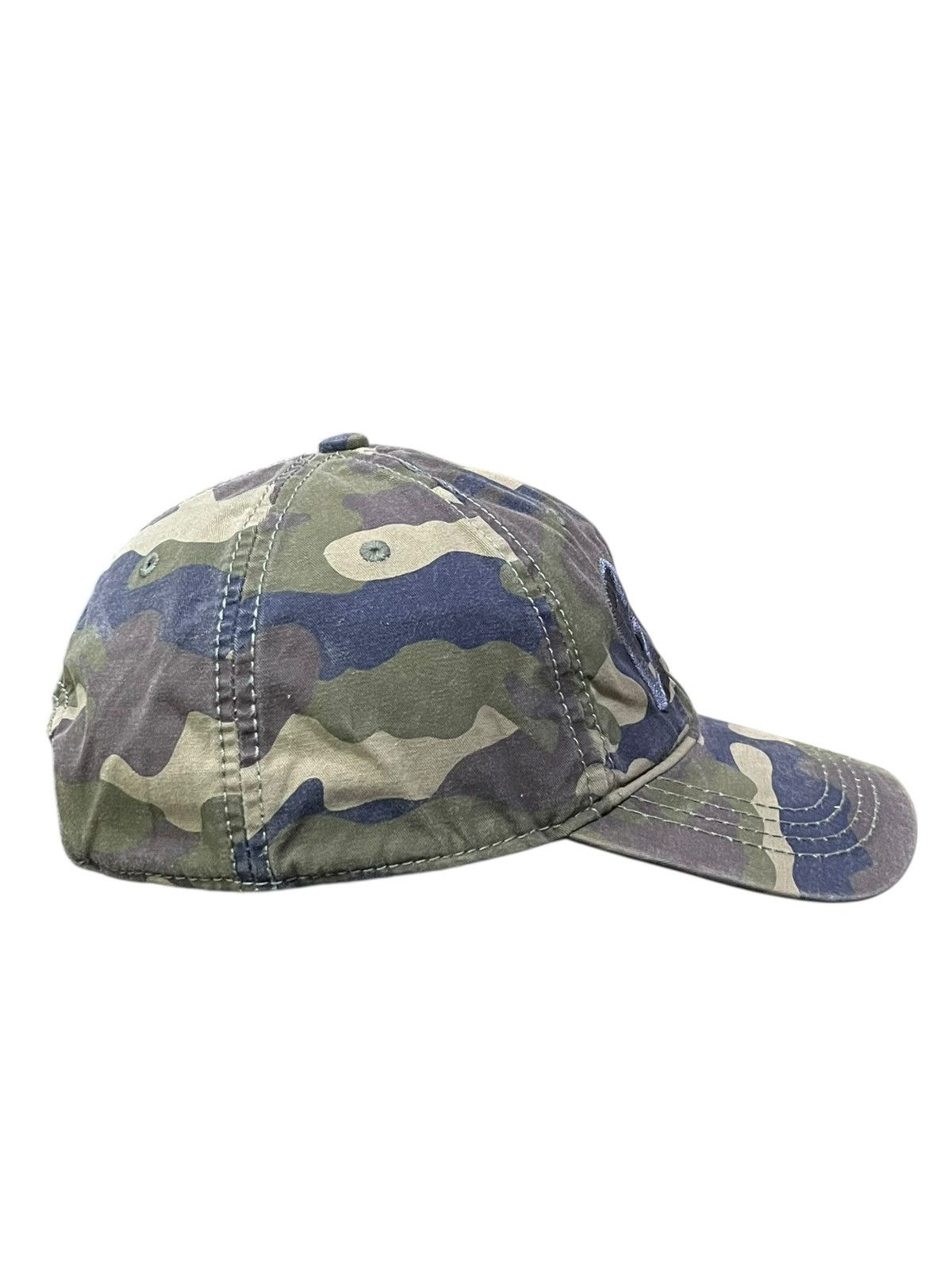 Gap Vintage Y2K GAP Camo Cap 3D Embroidery Elastic Strapback Size ONE SIZE - 6 Thumbnail