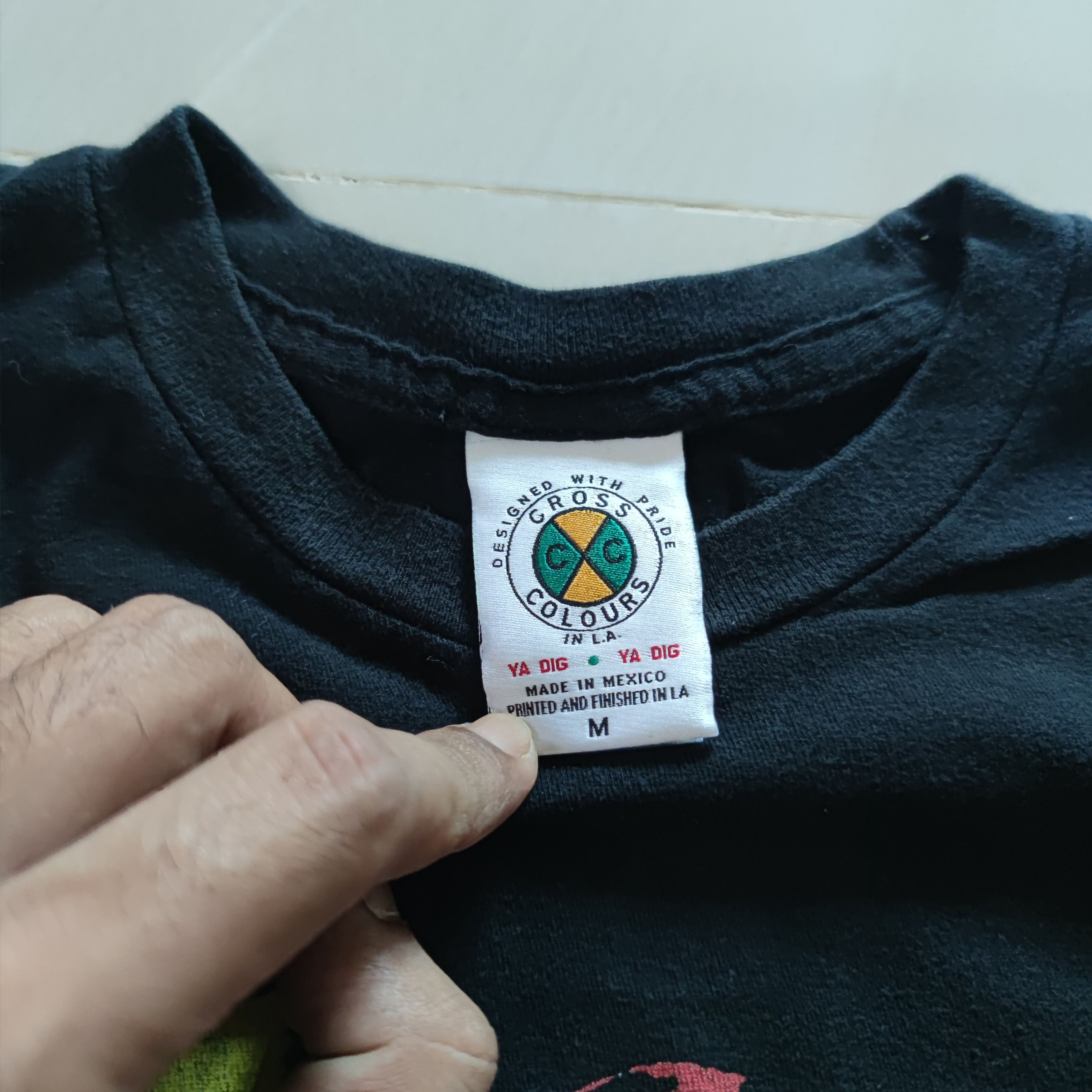 Band Tees × Cross Colours × Rap Tees CROSS COLOURS x TLC 1992 TSHIRT Size US M / EU 48-50 / 2 - 6 Thumbnail