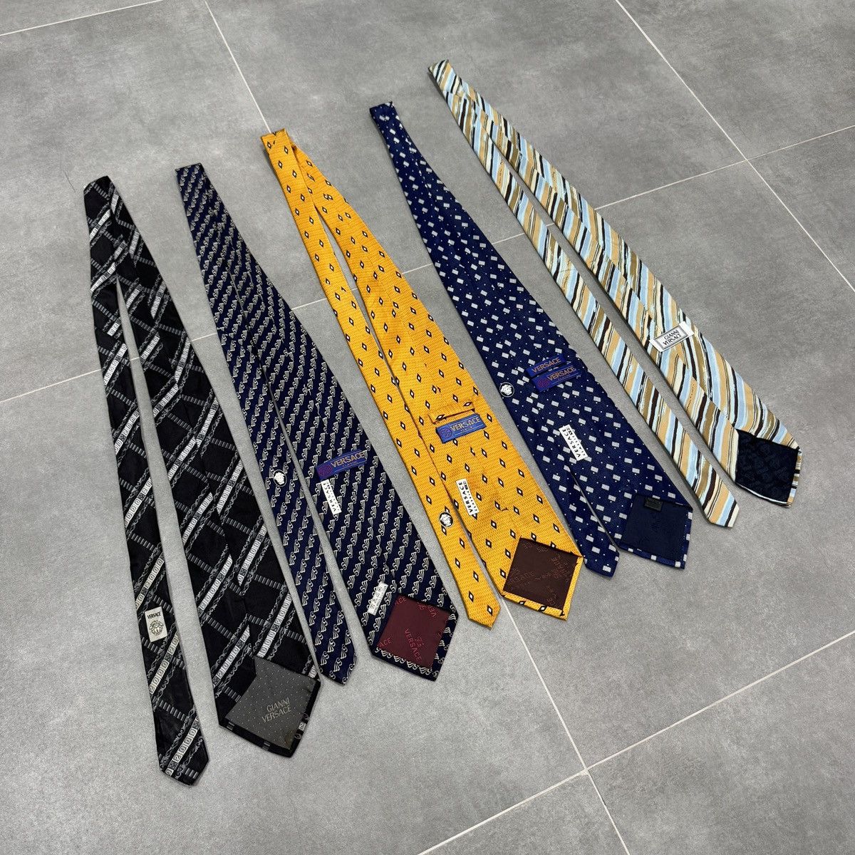 Versace × Vintage Vintage Gianni Versace Silk Ties x5 Size ONE SIZE - 22 Thumbnail