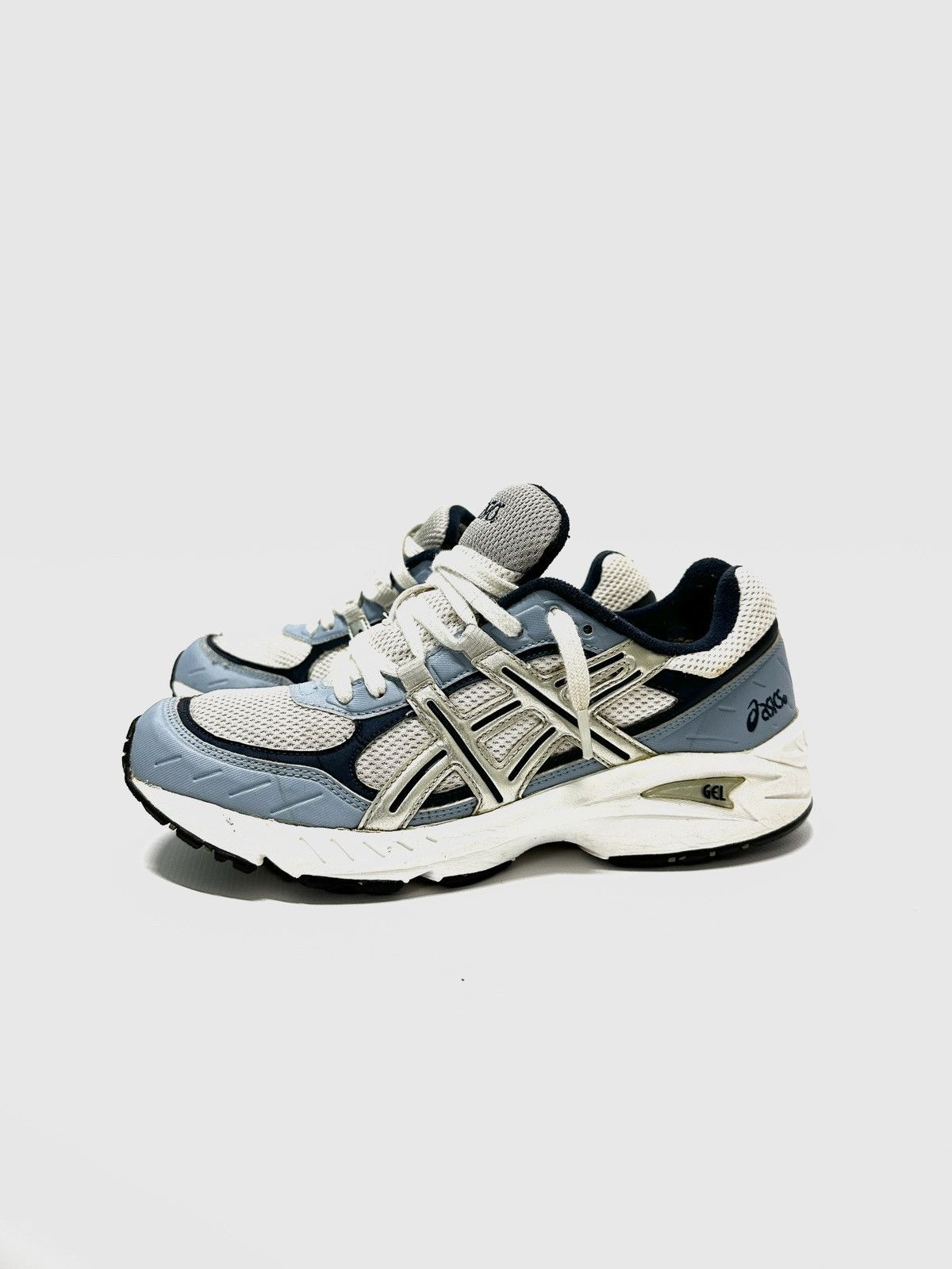 Asics ASICS Vintage Gel Retro 2000s Sneakers y2k Shoes Size US 7 / EU 40 - 1 Thumbnail