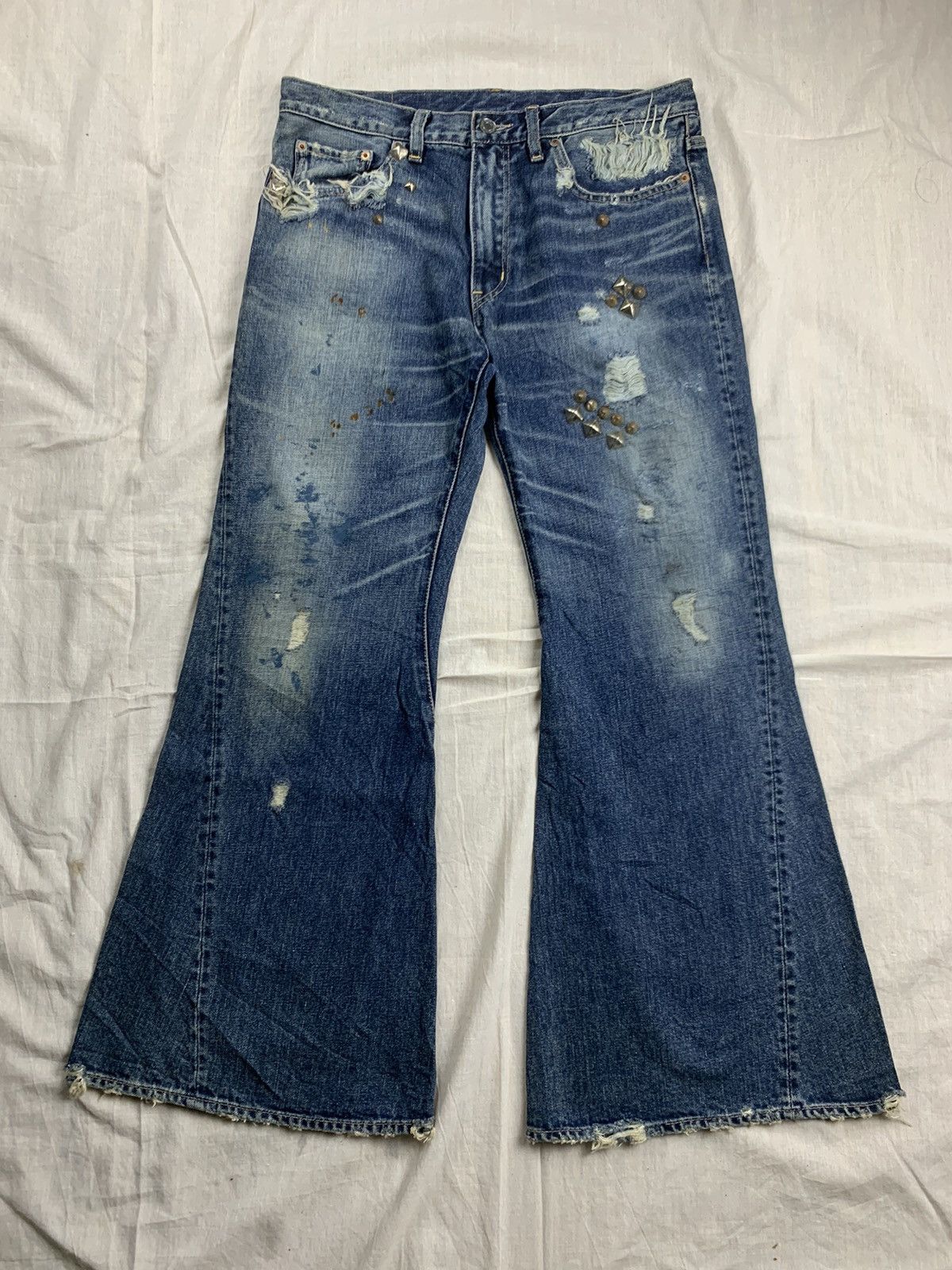If Six Was Nine × Japanese Brand × Le Grande Bleu (L.G.B.) Rna Slang Studded Distressed Flared Pants Size US 31 - 1 Thumbnail