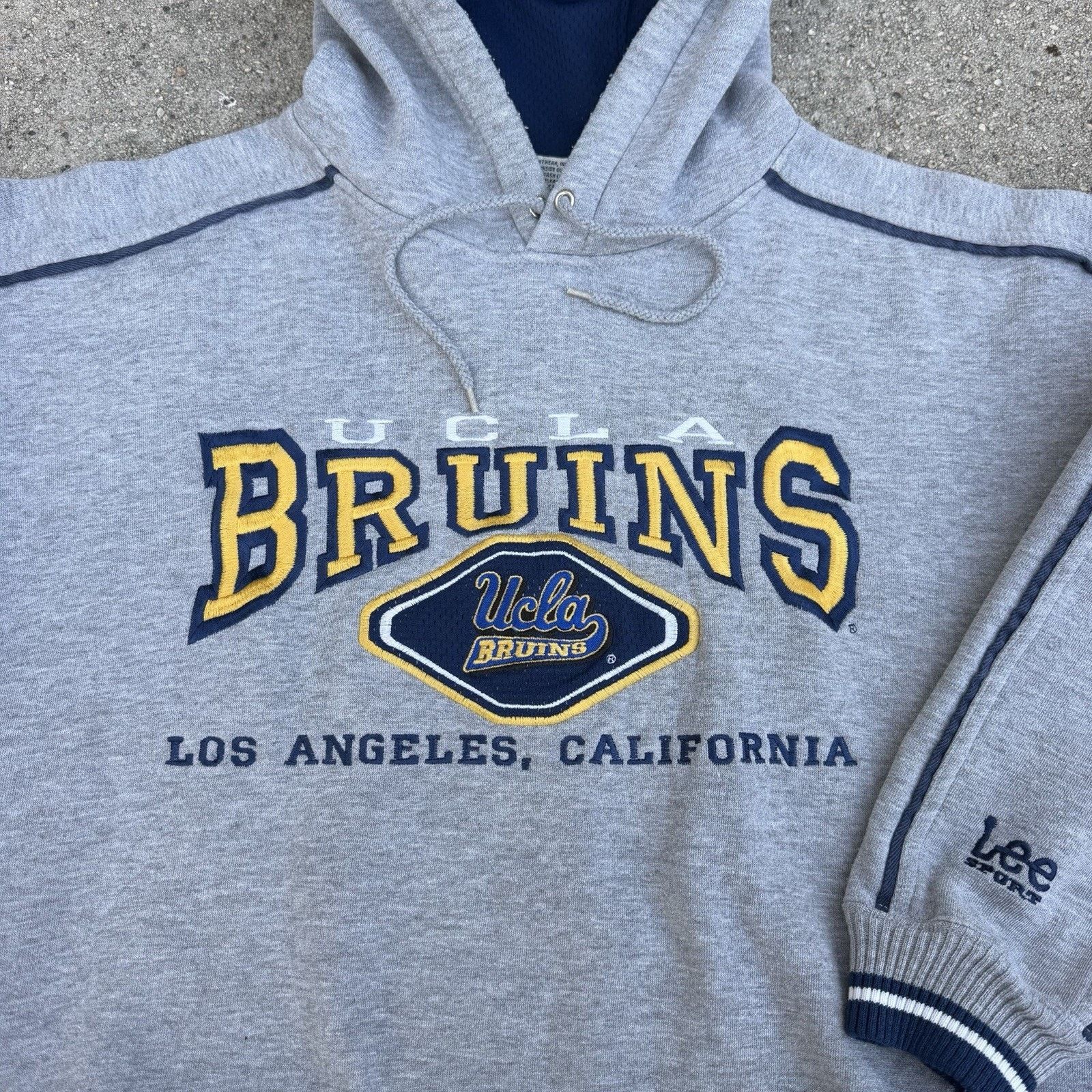 NCAA × Nutmeg × Vintage Vintage 90s Lee Sport UCLA Bruins Hoodie Large Men NCAA Size US L / EU 52-54 / 3 - 1 Thumbnail