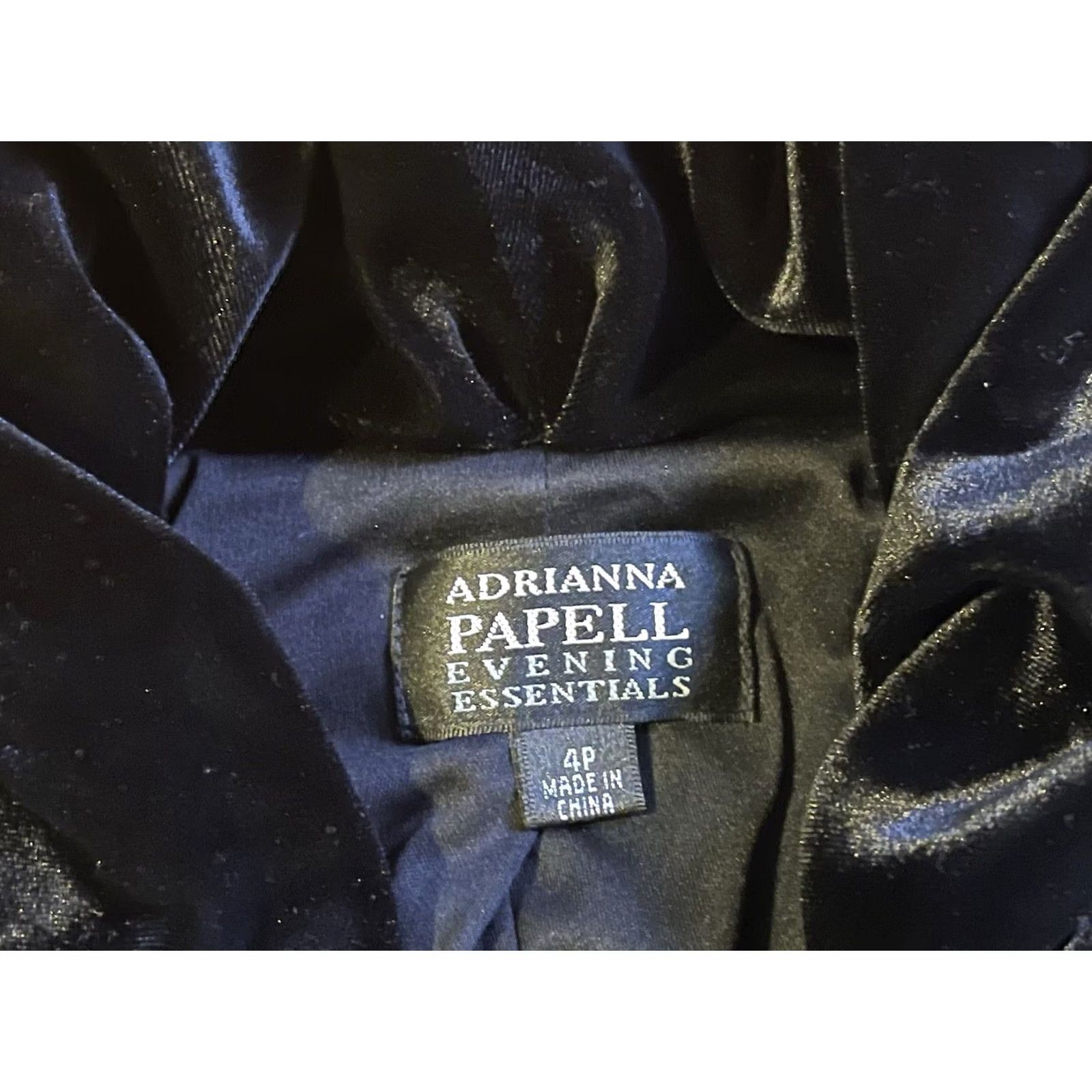 Adrianna Papell VINTAGE Adrianna Papell Evening Essentials Velour Jacket Women’s 4P Black Short Sleeve, Petite, 90s, Bohemian, Classic, Designer, Retro Womens Jacket Size S / US 4 / IT 40 - 6 Thumbnail
