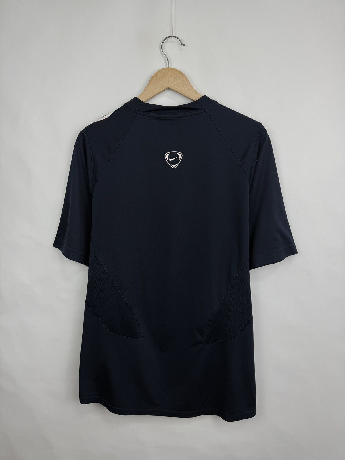 Nike 🇺🇸 Vintage 90s Nike TN Total 90 T-Shirt Rare Retro Hype Y2K Size US M / EU 48-50 / 2 - 7 Thumbnail