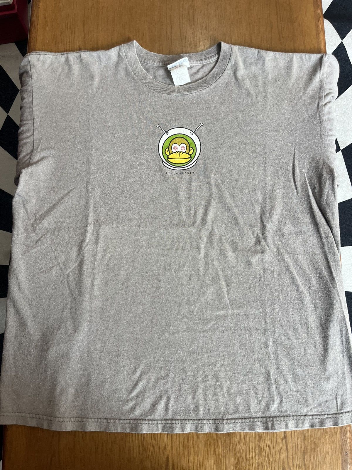 Vintage Vintage Space Monkey 90’s Skate Streetwears Tshirt Size US L / EU 52-54 / 3 - 3 Thumbnail