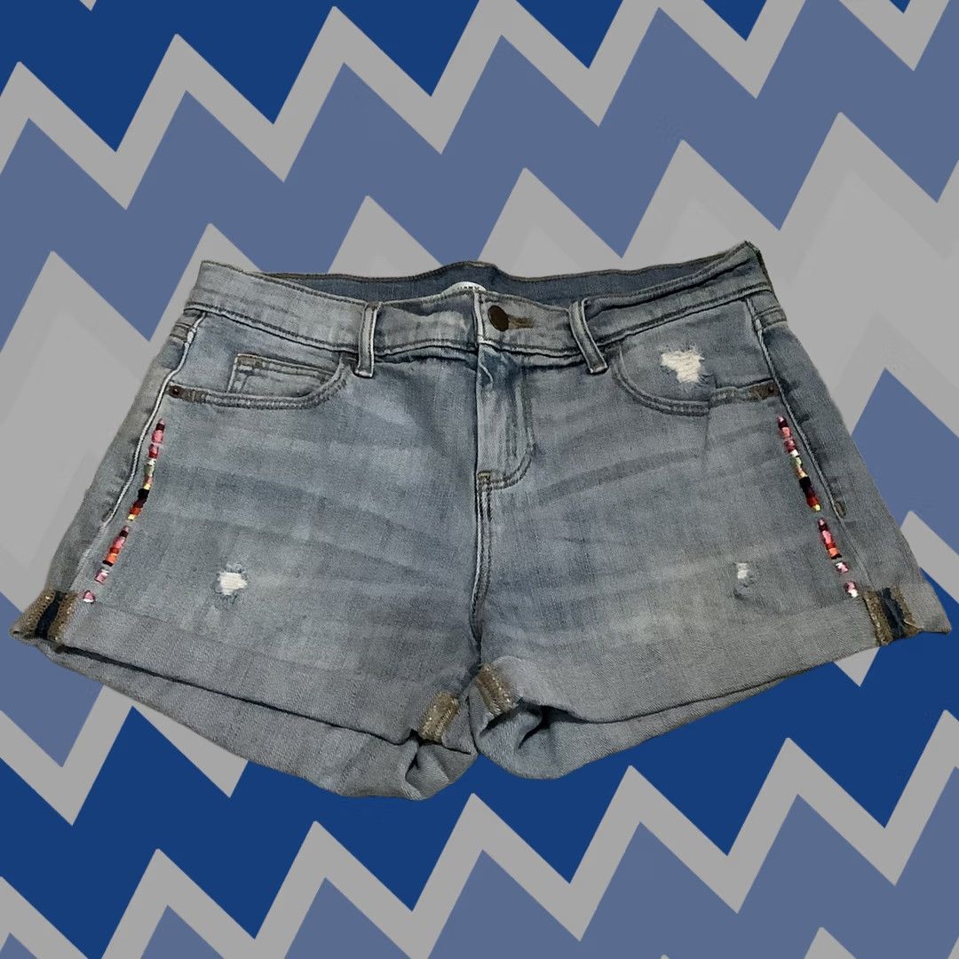 Old Navy Old Navy Jeans Shorts Womens 2 Denim Boyfriend Cuffed Embroidered Distressed Blue Denim Chino Style Regular Womens Size 26" / US 2 / IT 38 - 1 Thumbnail