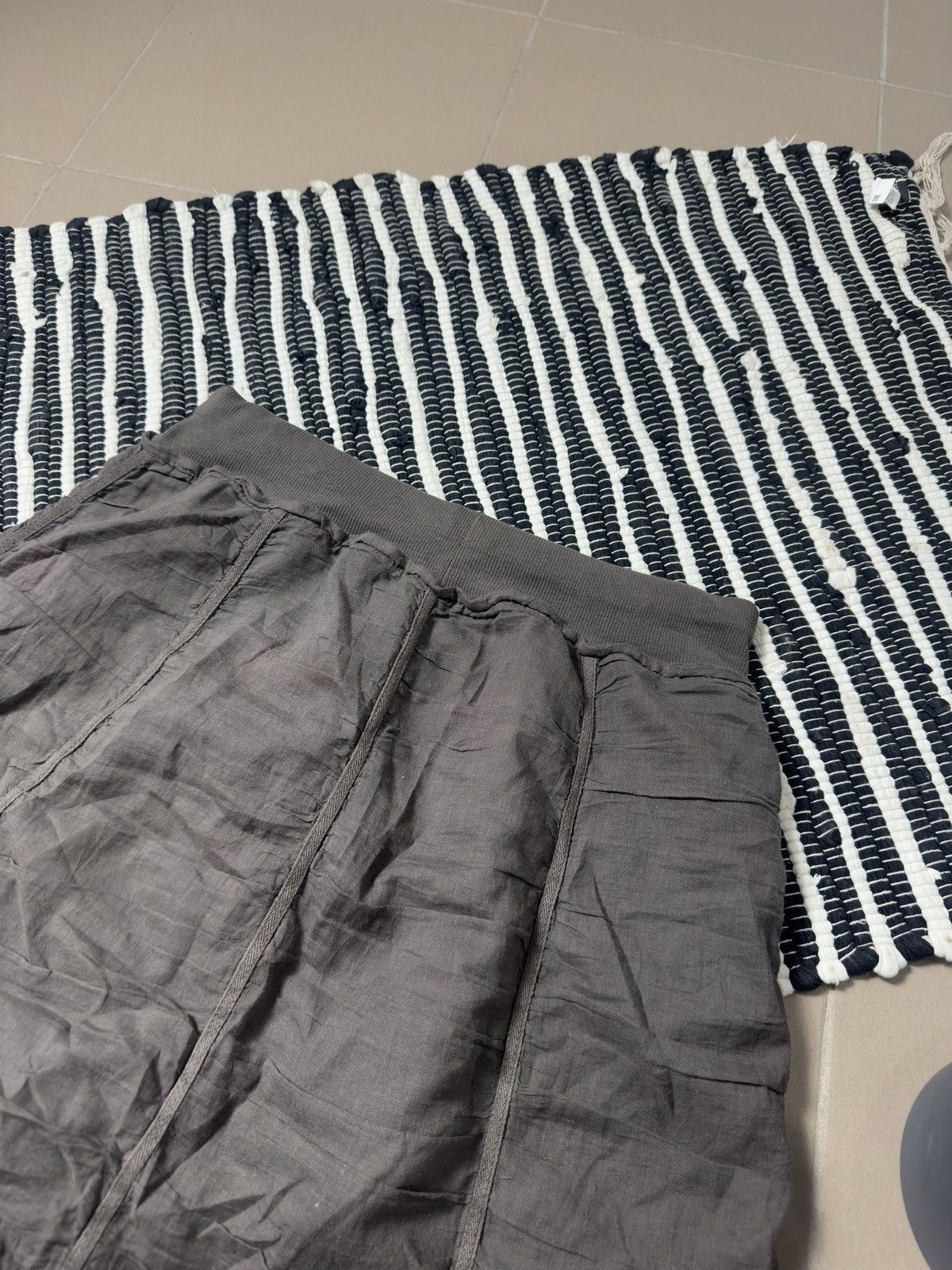 Cop Copine VINTAGE COP COPINE 2000s MIDI SKIRT Size 30" / US 8 / IT 44 - 7 Thumbnail