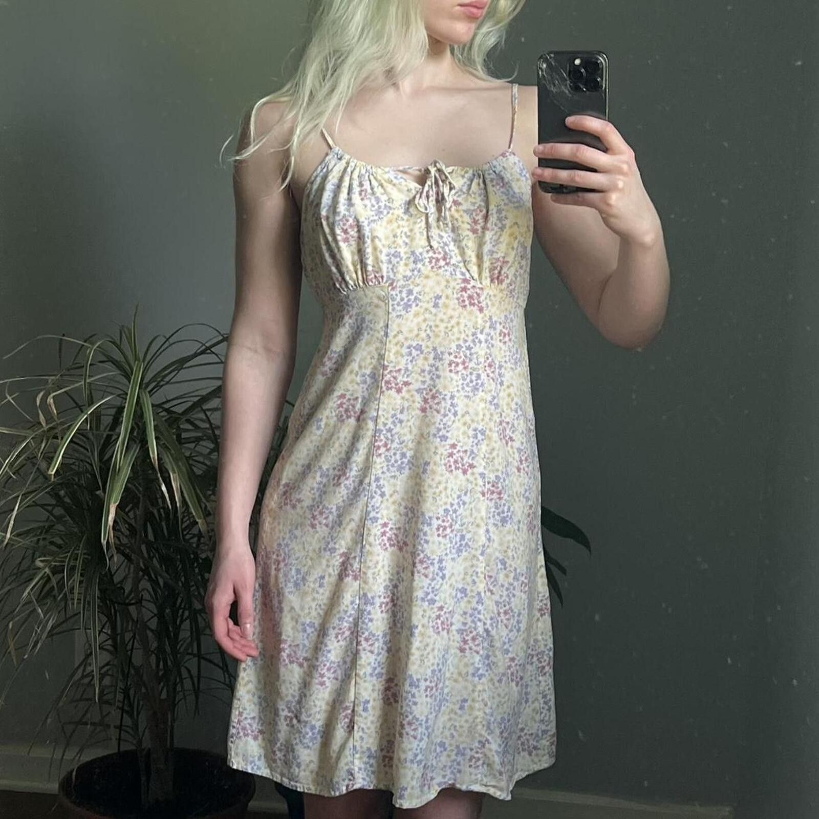 Kohl's Pastel floral summer midi dress Size S / US 4 / IT 40 - 1 Thumbnail