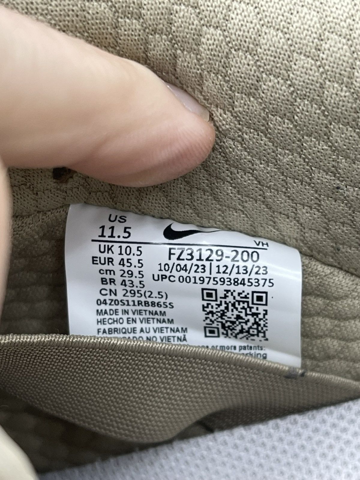 Nike Size 11.5 - Nike Dunk Low SB Big Money Savings Size US 11.5 / EU 44-45 - 11 Thumbnail