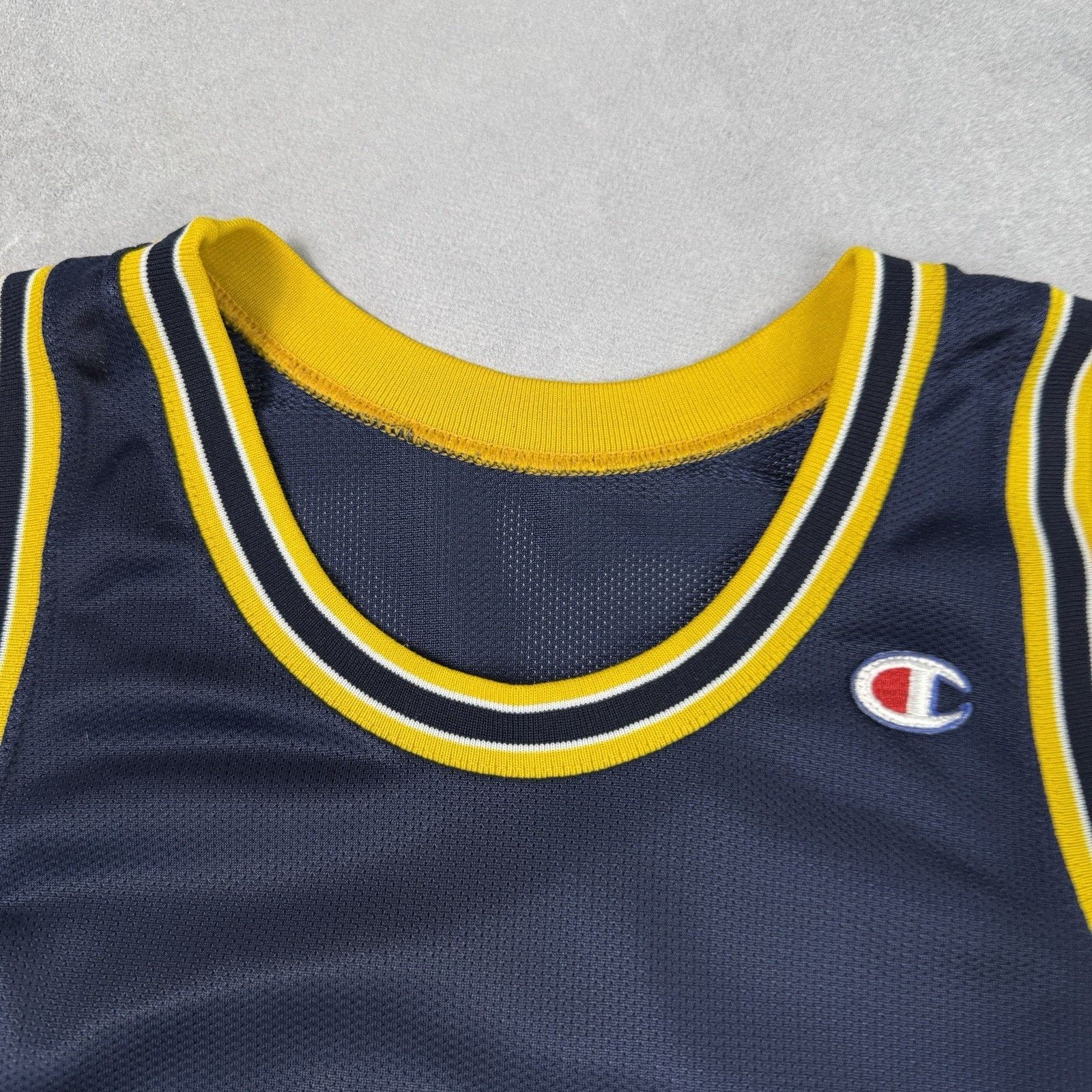 Champion Chris Webber University of Michigan Champion Basketball Size US S / EU 44-46 / 1 - 3 Thumbnail