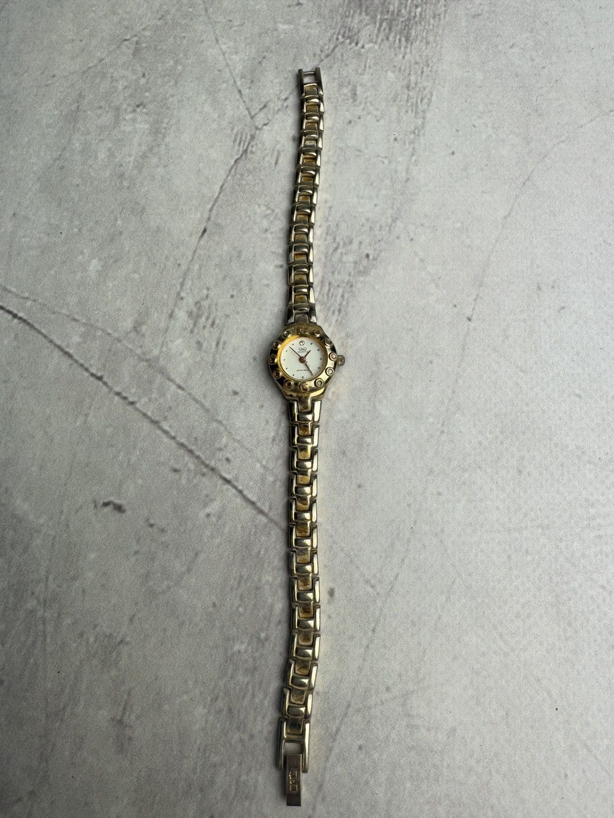 Japanese Brand × Vintage Q&Q Japanese Brand Watch Vintage Women’s Size ONE SIZE - 2 Thumbnail