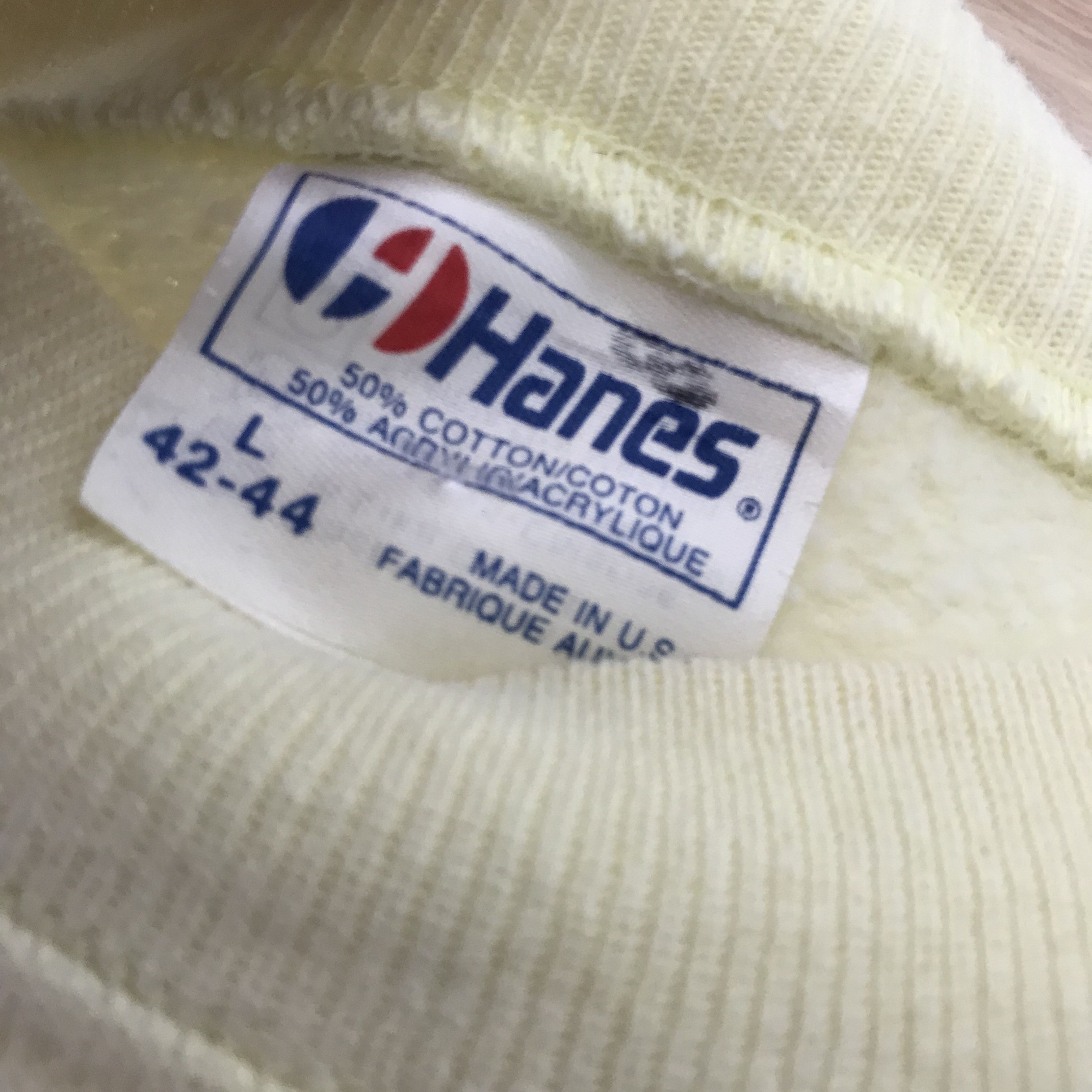 Vintage Vintage 90's Giant Panda Yellow Sweatshirt Large - 429 Size US L / EU 52-54 / 3 - 7 Thumbnail