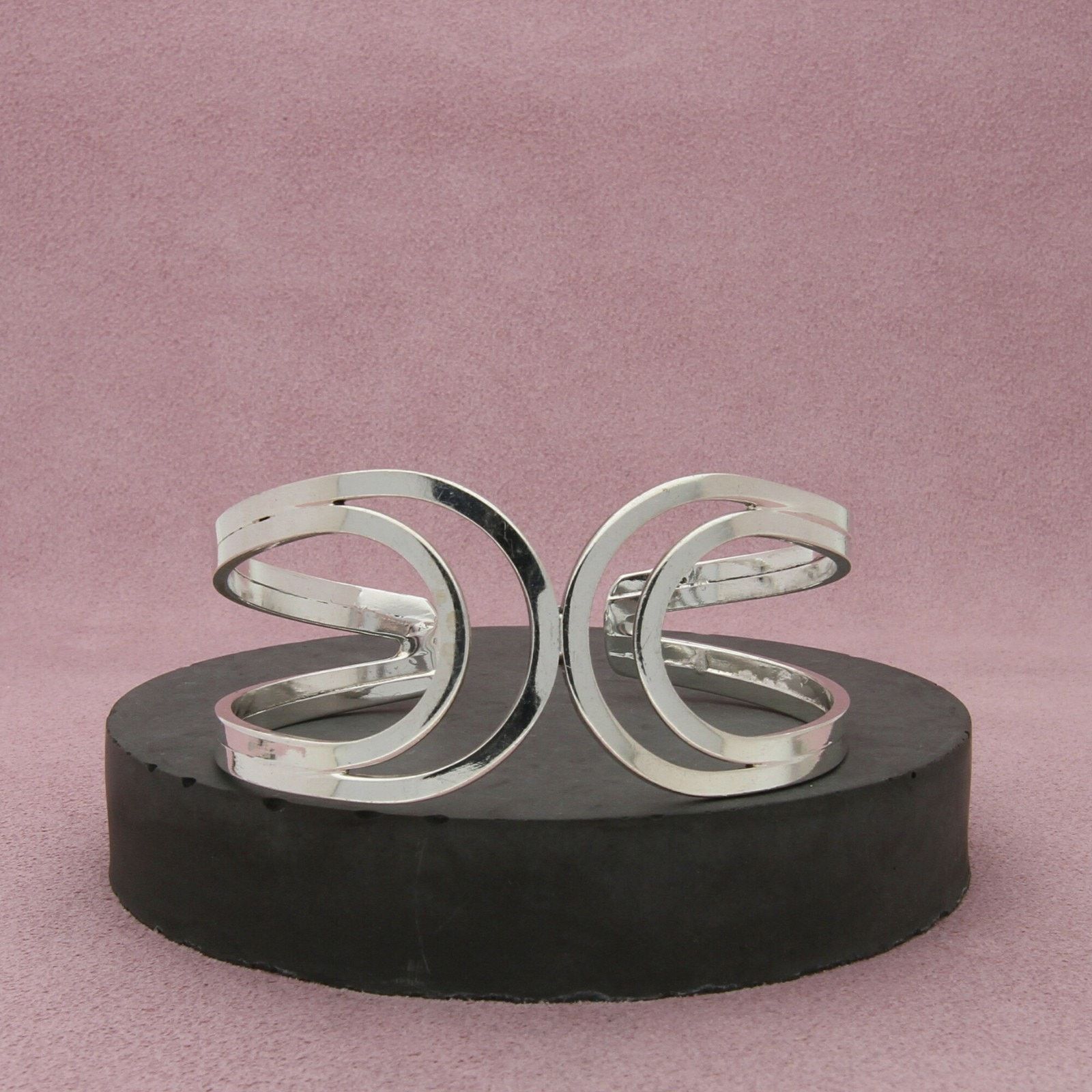 Sterling Silver sterling silver vintage open crescent cuff bracelet size 7in Size ONE SIZE - 1 Thumbnail