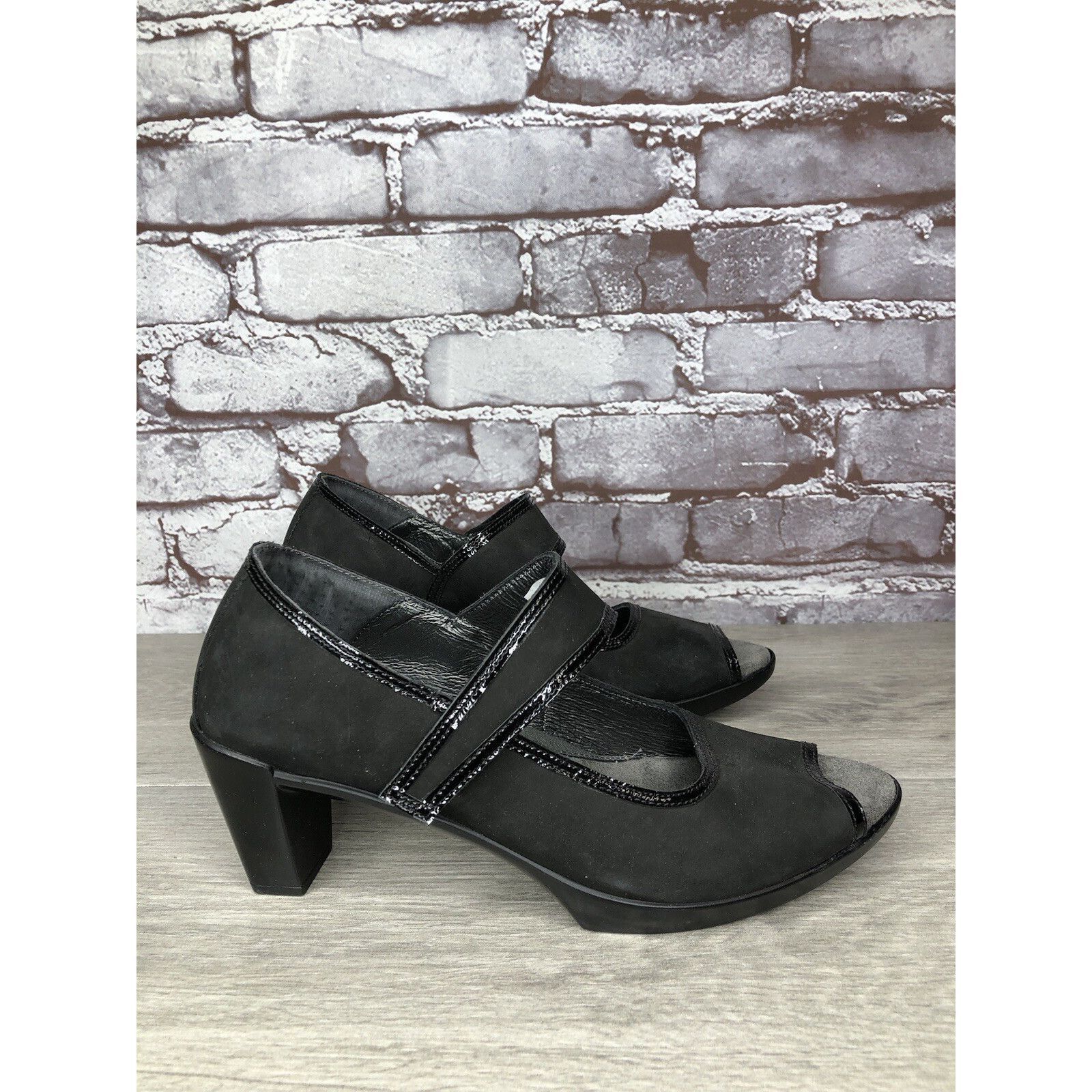 Other Naot Black Nubuck Leather MaryJane Heel Shoes Women Sz 37EU Size US 6.5 / IT 36.5 - 12 Thumbnail
