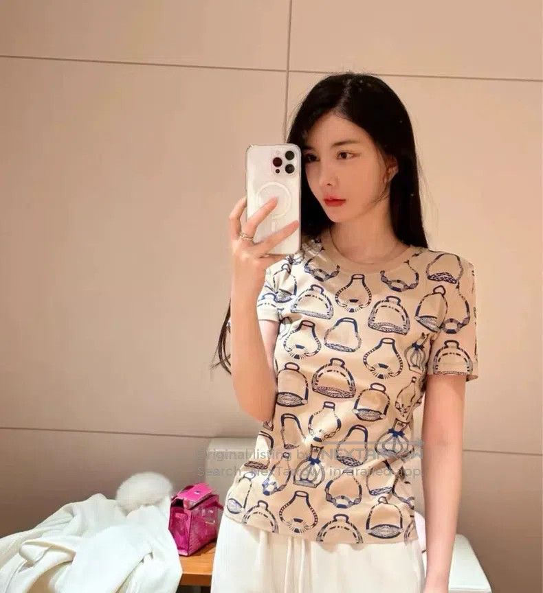 Hermes Hermes Khaki short-sleeved printed T-shirt Size S / US 4 / IT 40 - 1 Thumbnail