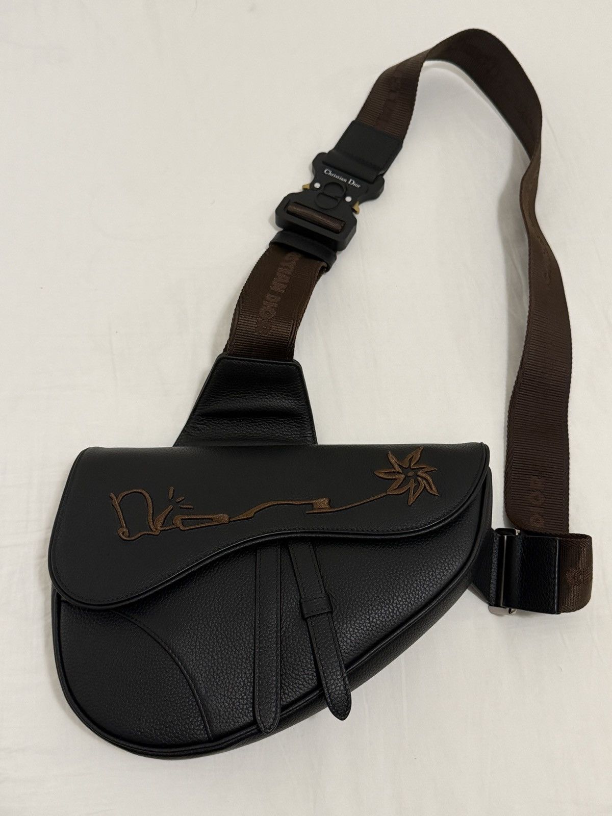 Dior × Travis Scott Dior Travis Scott Collab Cactus Jack Saddle Leather Bag Size ONE SIZE - 1 Thumbnail