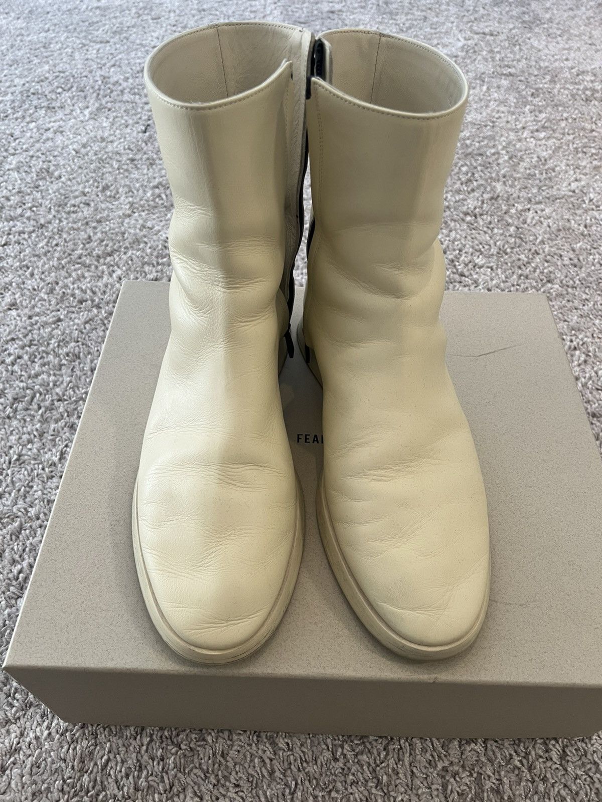 Fear of God Fear of God Mule Hi Boot in Cream with Original Box SSENSE Size US 10.5 / EU 43-44 - 2 Thumbnail