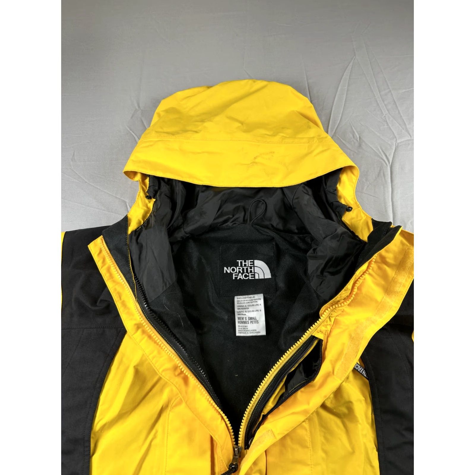 The North Face The North Face Jacket Mens Small Yellow Hooded Ski Retro Coat Parka Waterproof Size US S / EU 44-46 / 1 - 3 Thumbnail