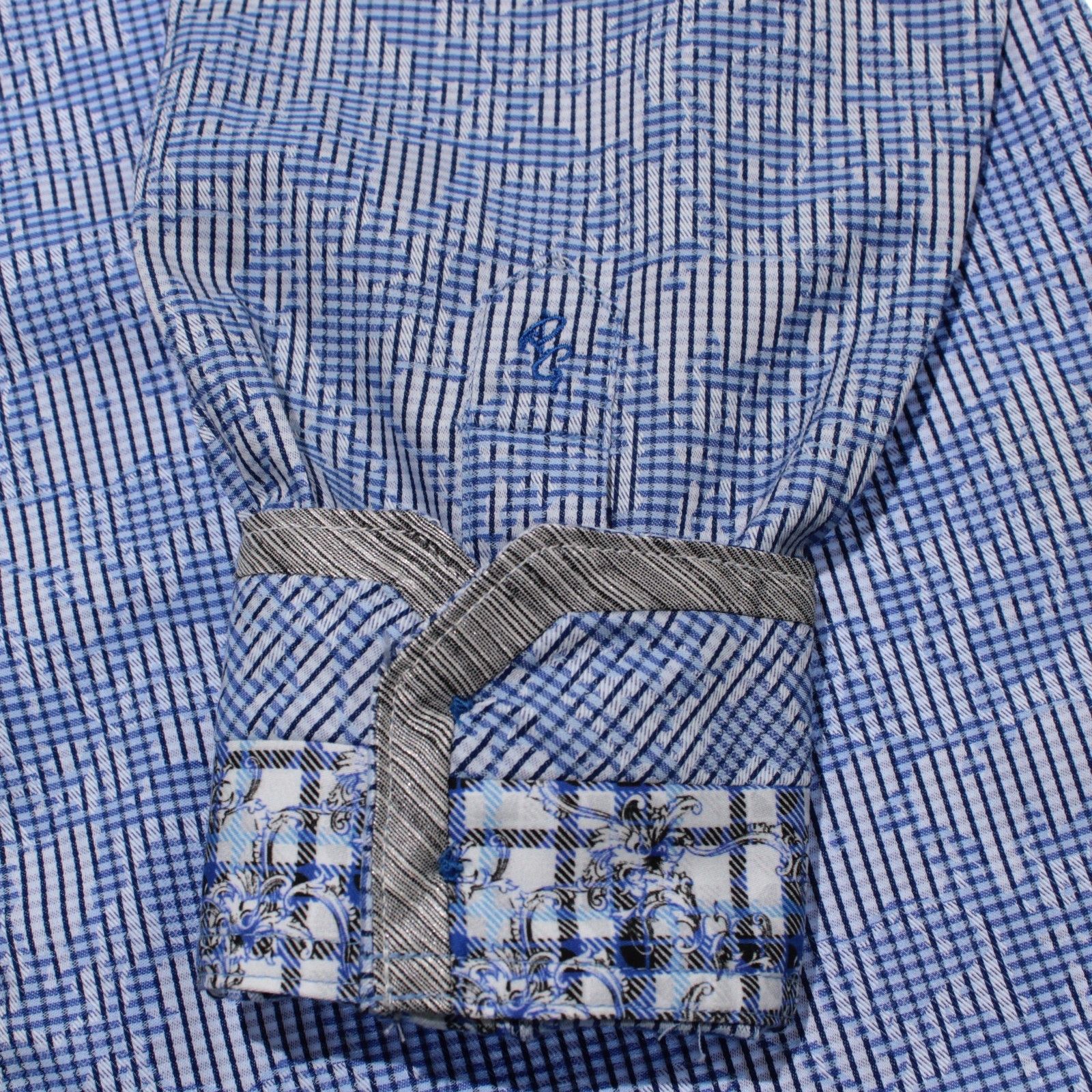 Robert Graham Robert Graham New with tags Shirt Size S US In Blue Size US S / EU 44-46 / 1 - 5 Thumbnail