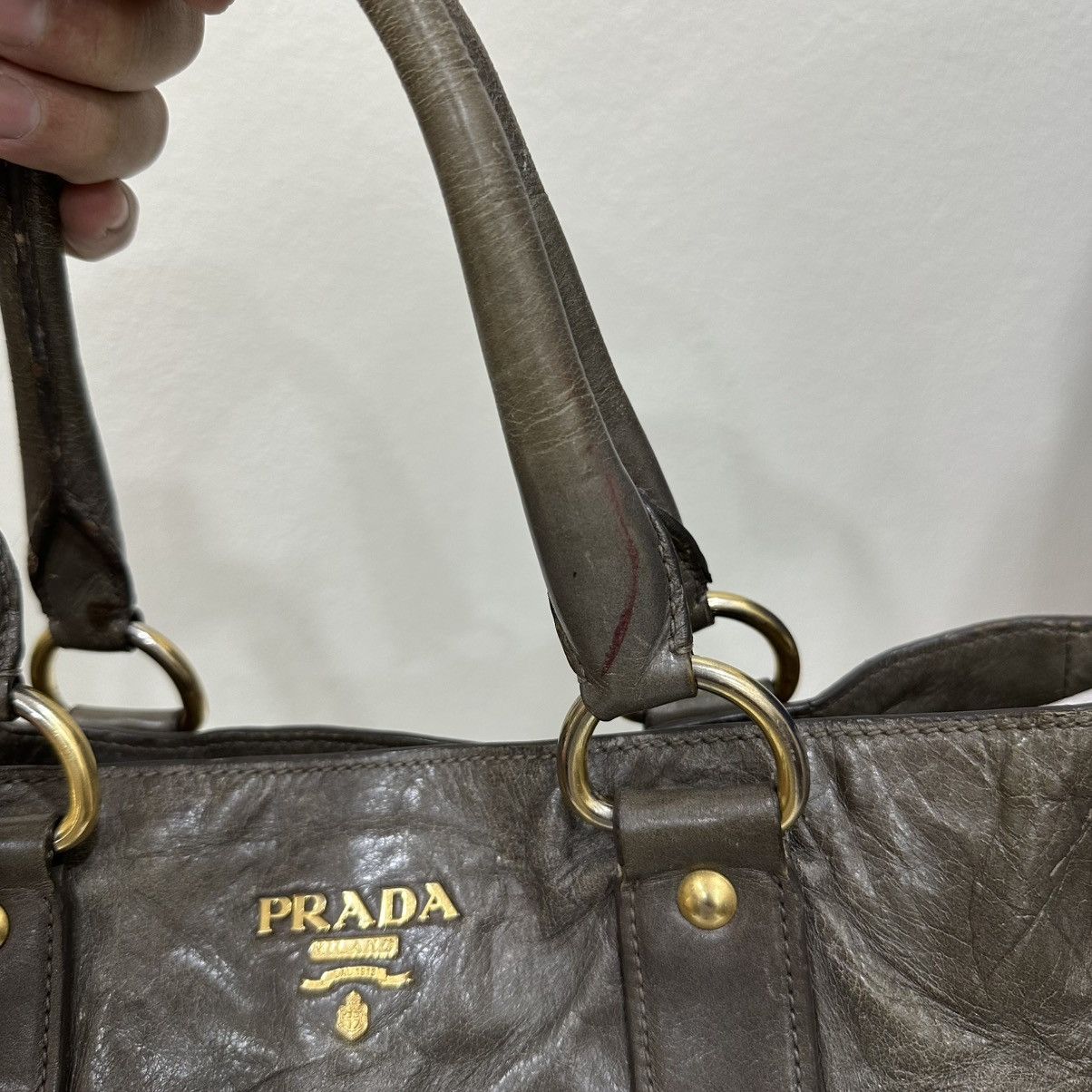 Prada PRADA LUCIDA VITELLO SHINE LETAHER TWO WAY TOTE BAG Size ONE SIZE - 13 Thumbnail