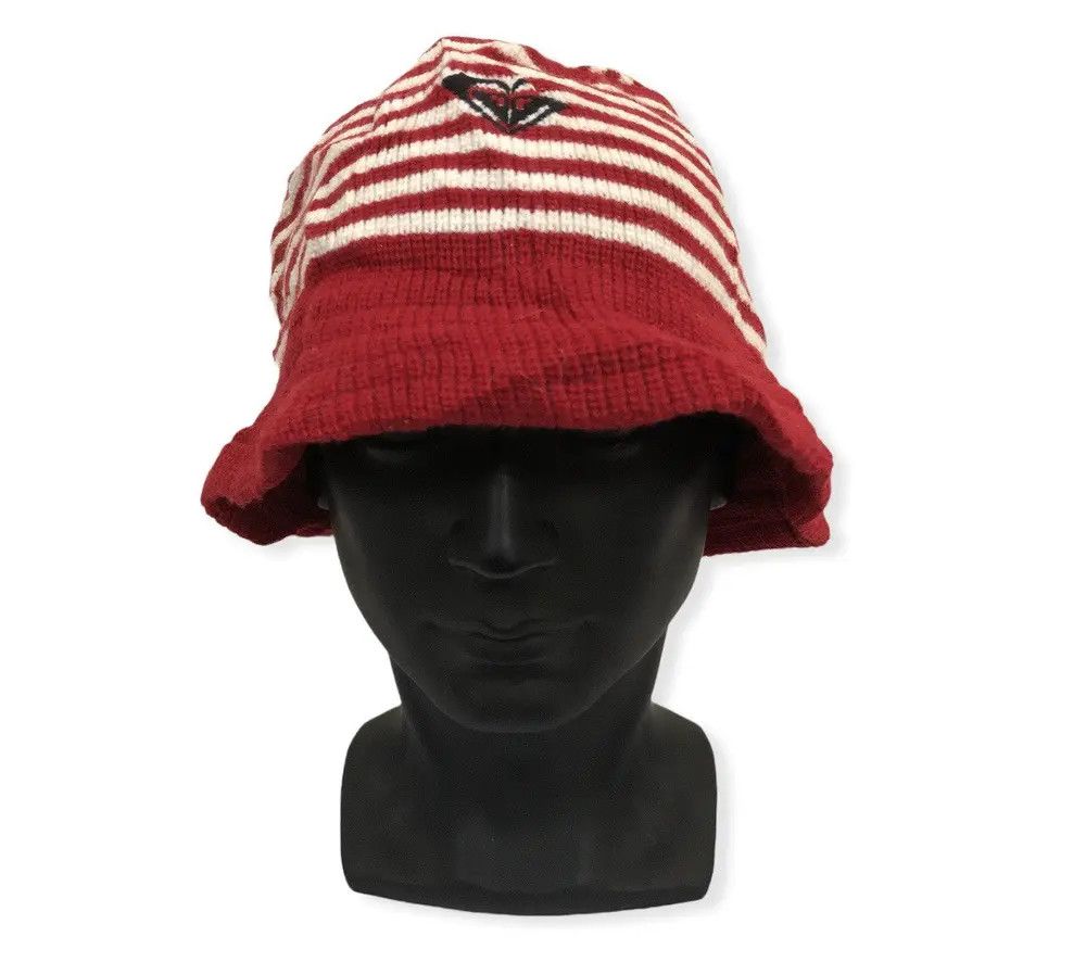 Roxy Small Logo Knit Bucket Hat