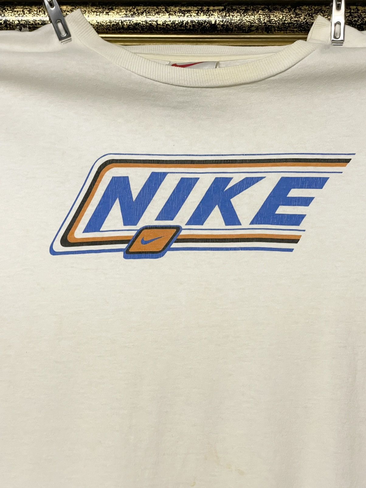 Nike Vintage 90s Designer Nike Retro Swoosh Logo Graphic Tshirt Size US M / EU 48-50 / 2 - 3 Thumbnail