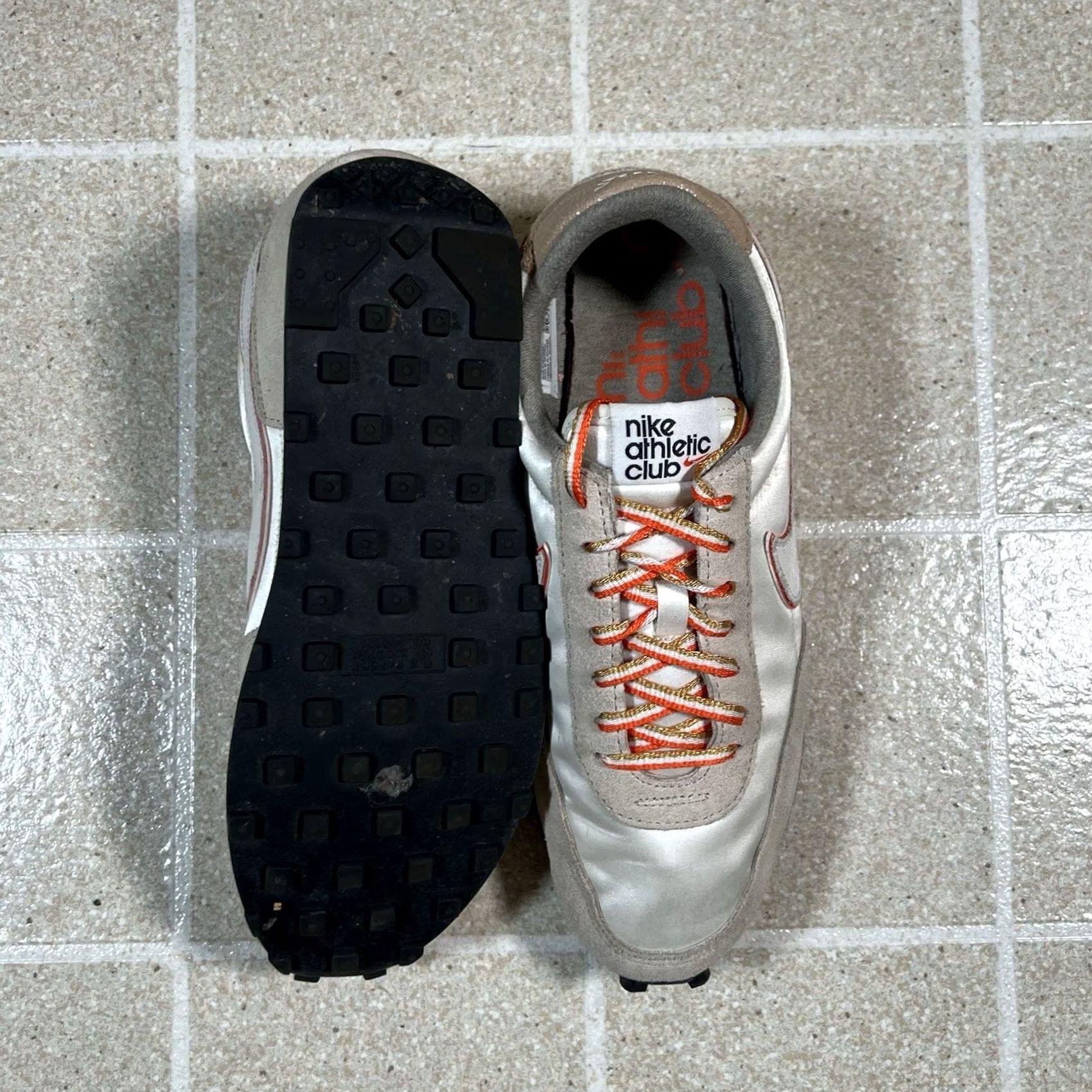 Nike VINTAGE? (no) [Assistant cannot determine vintage from data] Size US 9 / IT 39 - 5 Thumbnail
