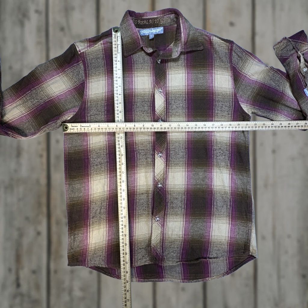 UFC VINTAGE UFC Flannel Button-Up Shirt Unisex Adults L Collared Embroidered Back Graphic Brown Pink 90s 2000s UFC Theme Size US L / EU 52-54 / 3 - 1 Thumbnail