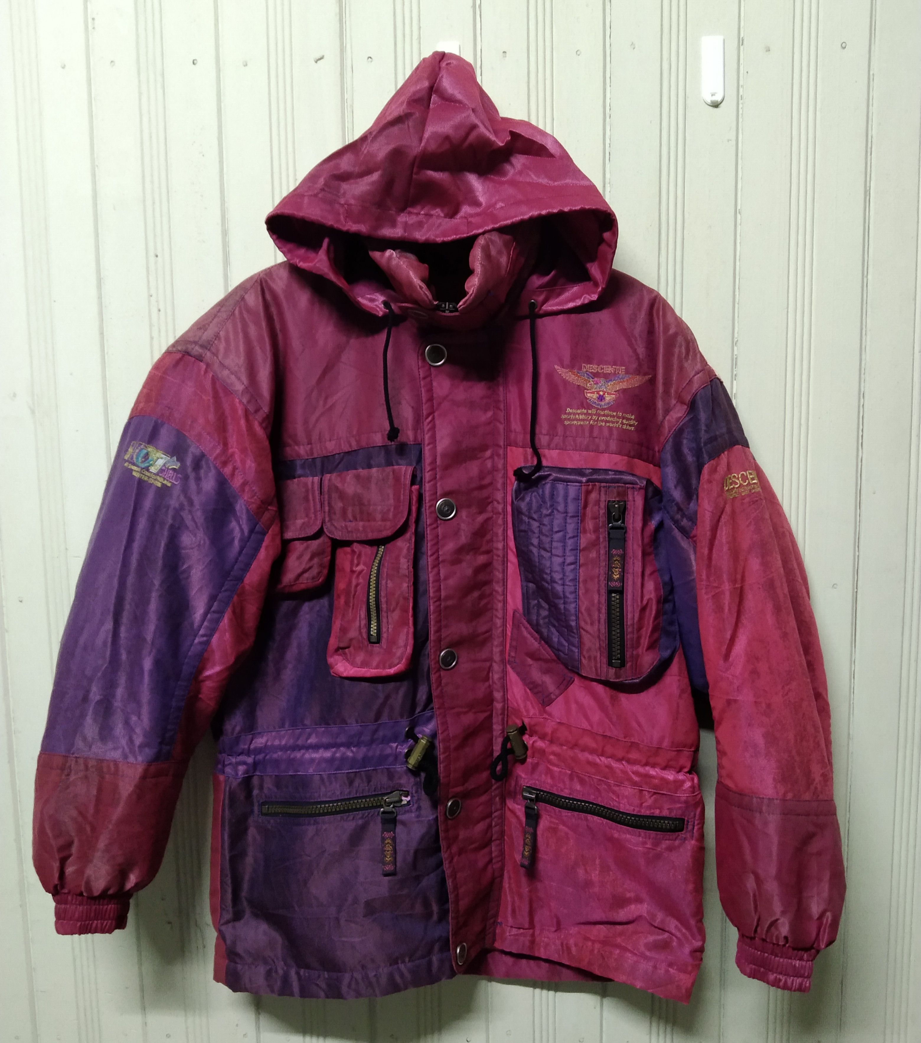 image of Vintage Descente Ski Wear Winter Jacket, Men's (Size Medium)