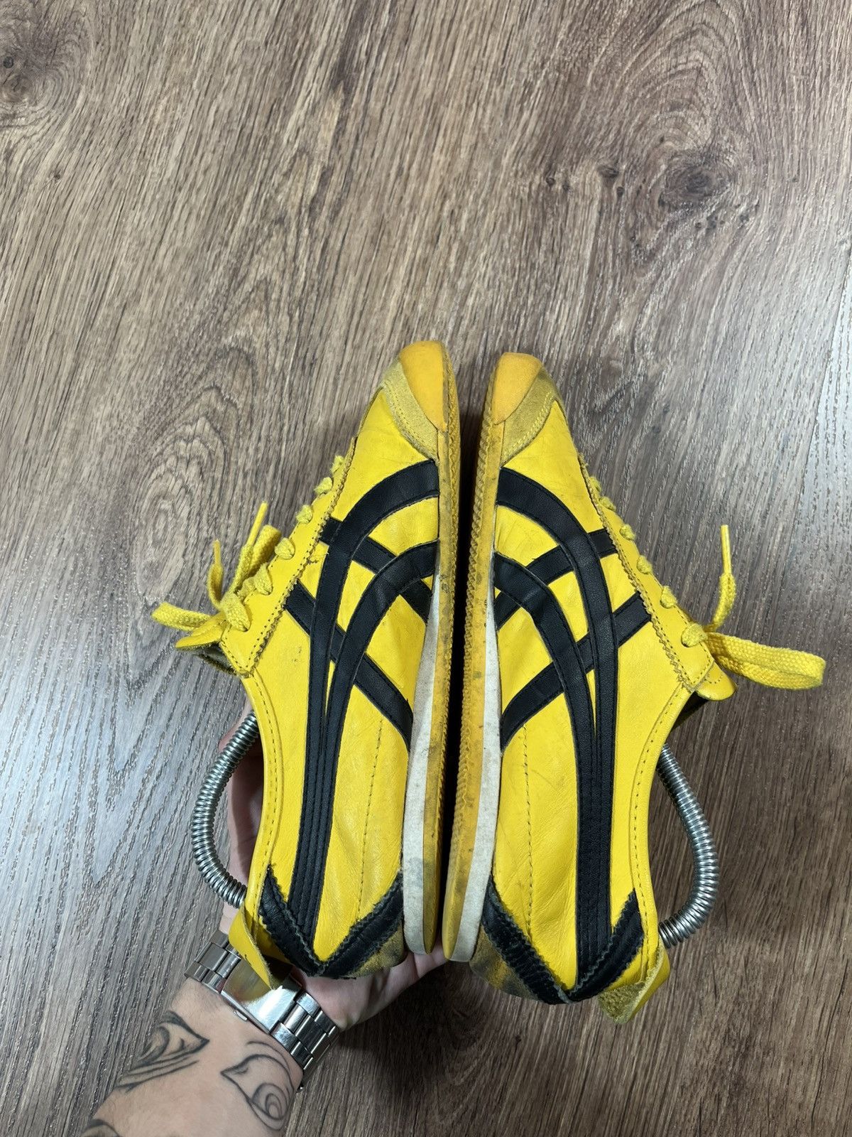 Onitsuka Tiger Vintage Yellow Onitsuka Tiger Size 40 Size US 7 / EU 40 - 6 Thumbnail