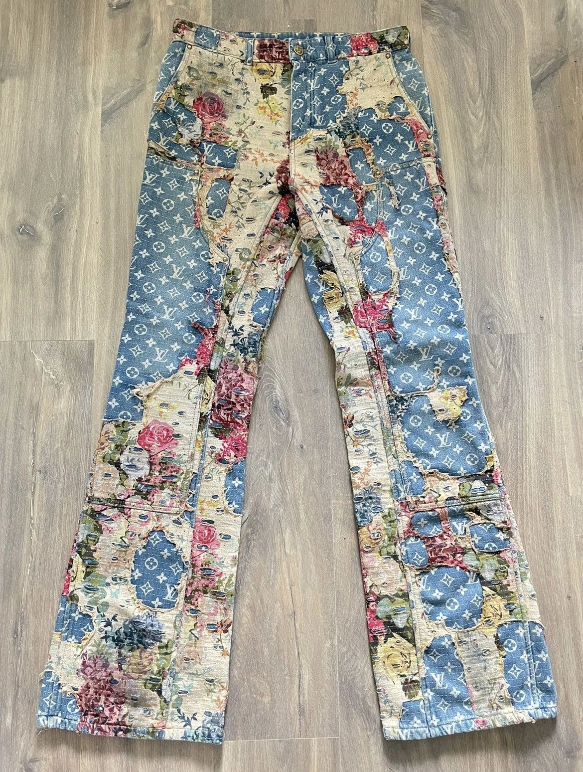 Louis Vuitton Louis Vuitton Destroyed Carpenter Jeans Virgil Abloh Logo LV Size US 32 / EU 48 - 4 Thumbnail