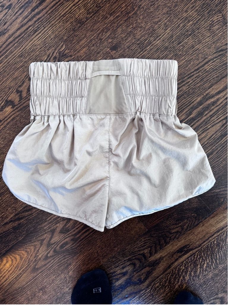 Free People Free People The Way Home Shorts - Taupe Gray, Size Small Size 27" / US 4 / IT 40 - 4 Thumbnail
