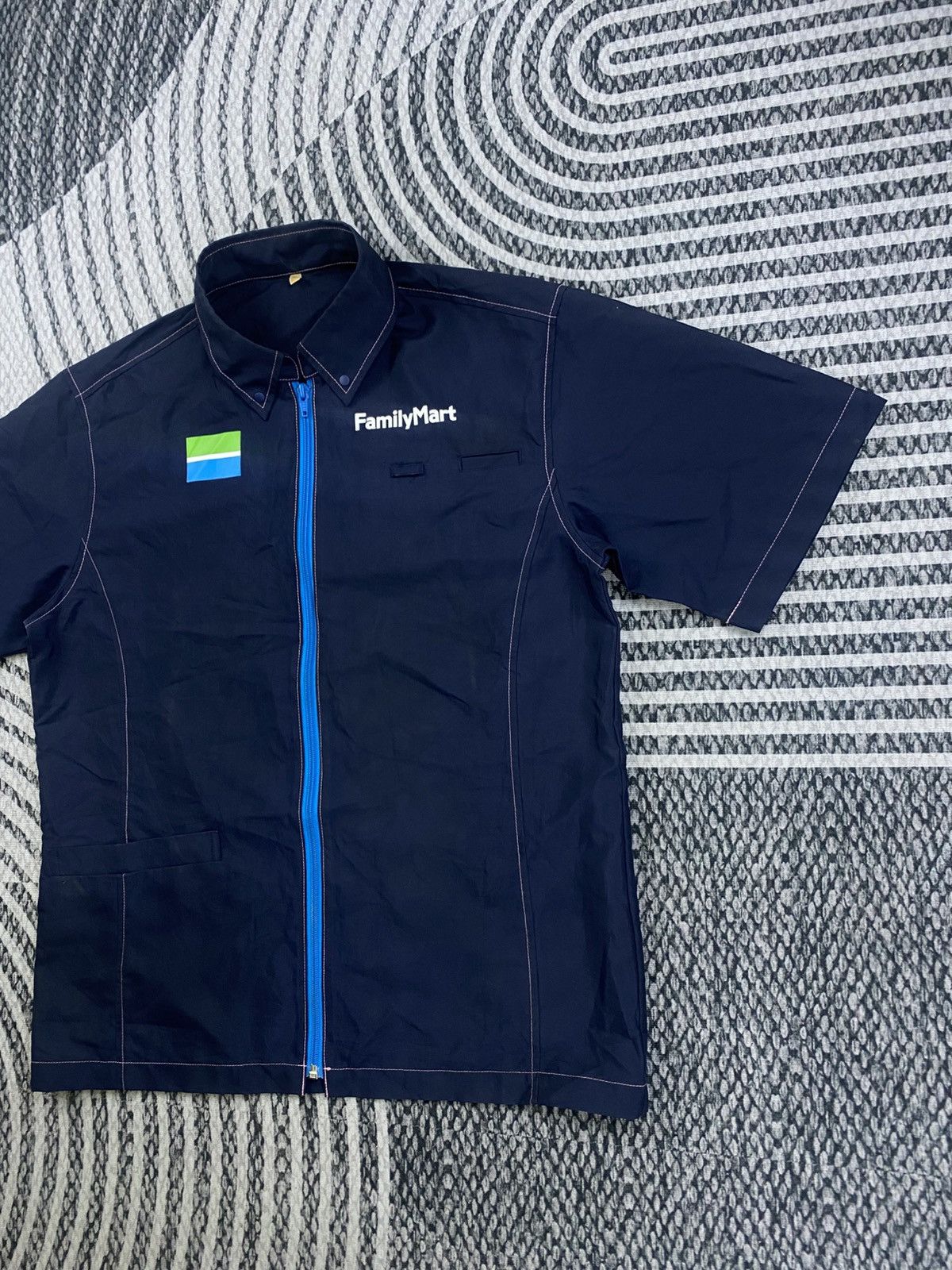 Japanese Brand Vintage Family Mart Uniform Worker Zipper Jacket Size US M / EU 48-50 / 2 - 4 Thumbnail