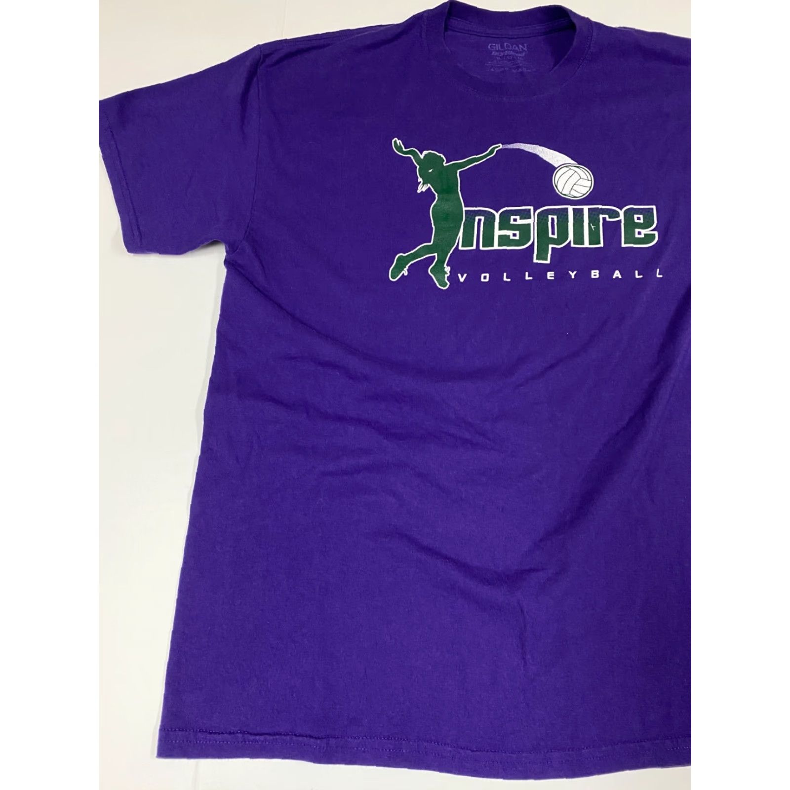 Gildan Gildan Volleyball Mens Shirt XL Purple Crew Neck Short Sleeve Cotton Logo T-Shirt Classic Mens Size US XL / EU 56 / 4 - 3 Thumbnail