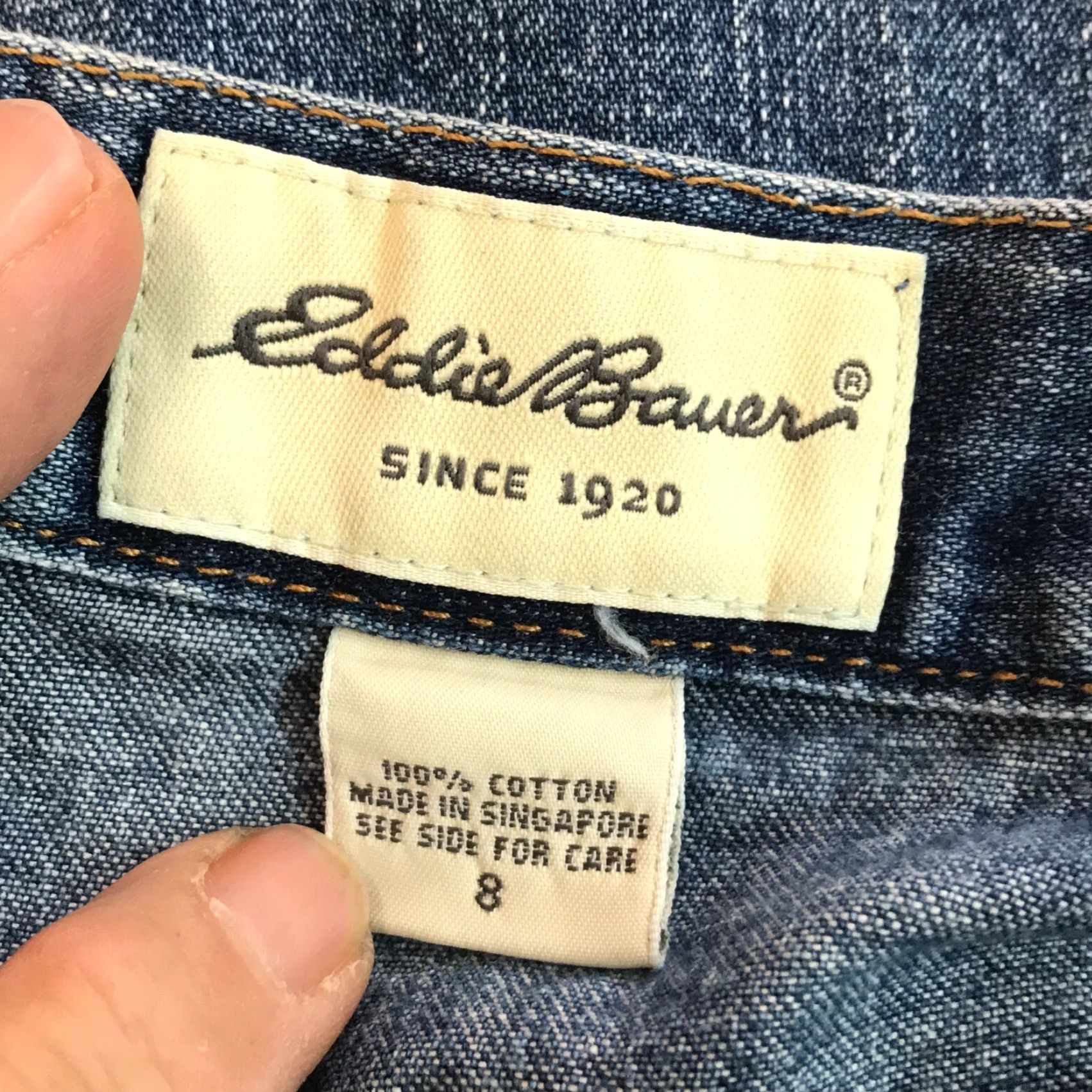 Eddie Bauer Eddie Bauer Denim Capri Shorts Women Size 8 Blue Flat Front Mid Rise Bermuda 22 Inseam Womens Size US 8 / IT 38 - 5 Thumbnail