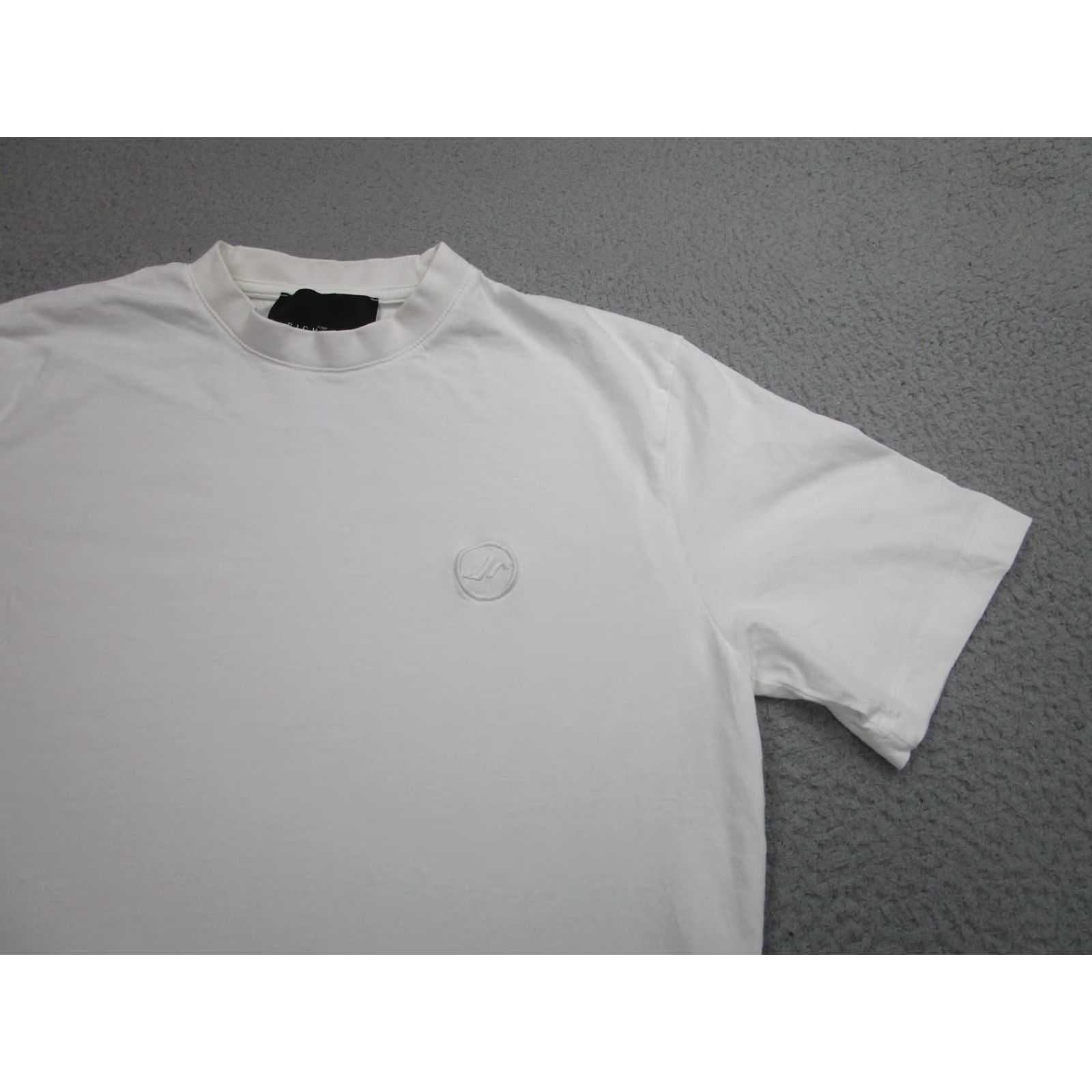 John Richmond John Richmond Shirt Mens XL White Cotton Short Sleeve Crewneck Embroidered Logo Size US XL / EU 56 / 4 - 2 Thumbnail
