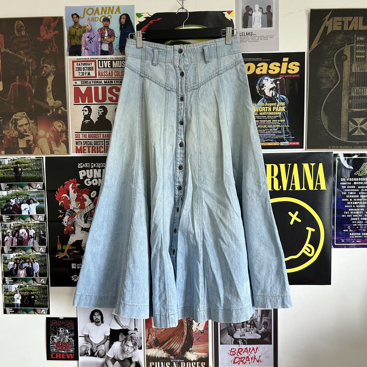 Vintage Vintage Valman Washed Blue Denim Skirt Size 27" / US 4 / IT 40 - 1 Thumbnail