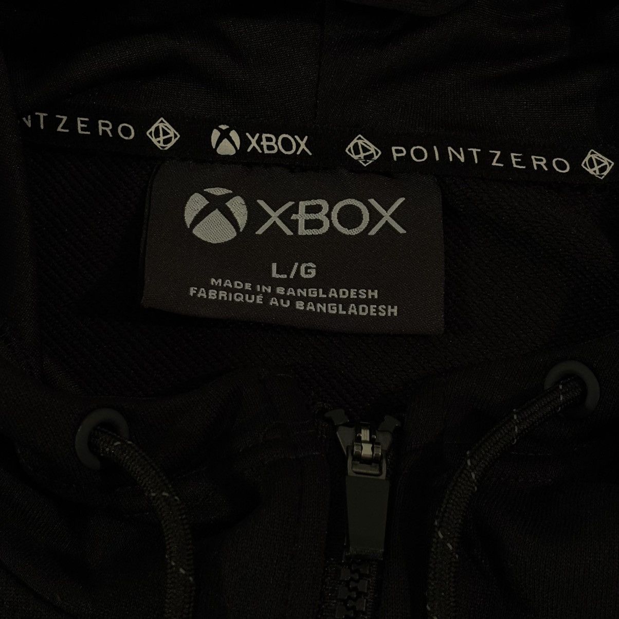 Point Zero Xbox x Point Zero Gaming Light Weight Black Zip Up Hoodie Size US L / EU 52-54 / 3 - 6 Thumbnail