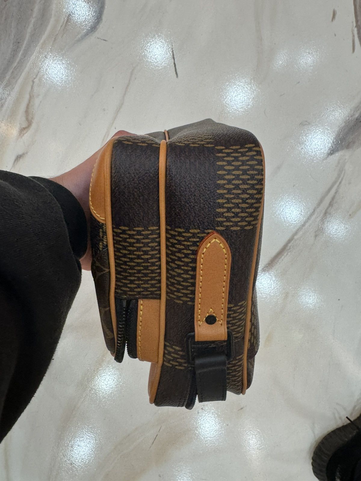 Louis Vuitton Louis Vuitton Nile Messenger PM shoulder Bag Black Size ONE SIZE - 5 Thumbnail