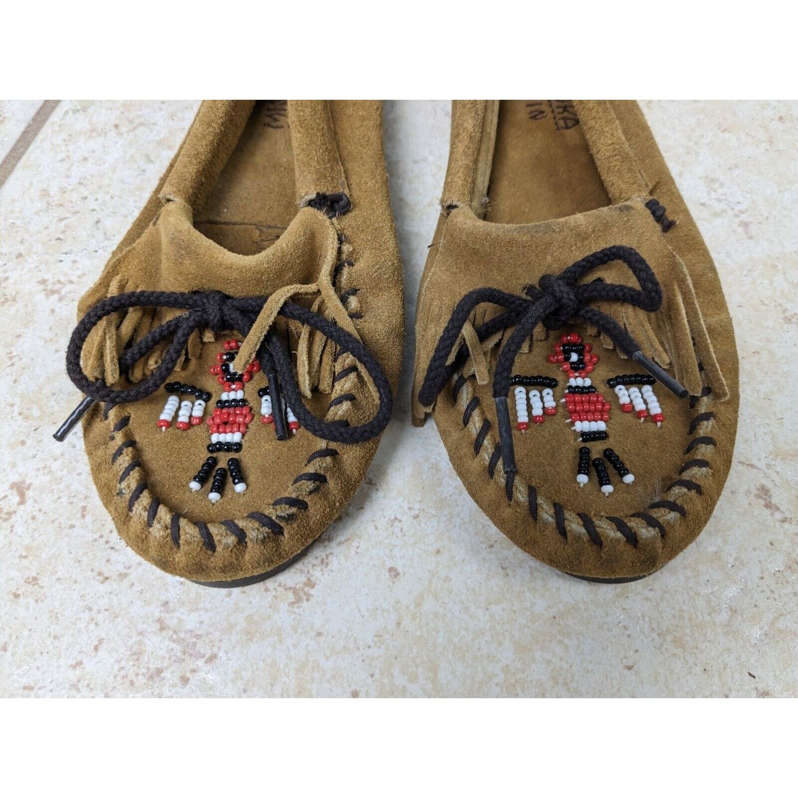 Minnetonka Vtg MINNETONKA Leather Beaded Thunderbird Moccasins 7 Size US 7 / IT 37 - 3 Thumbnail