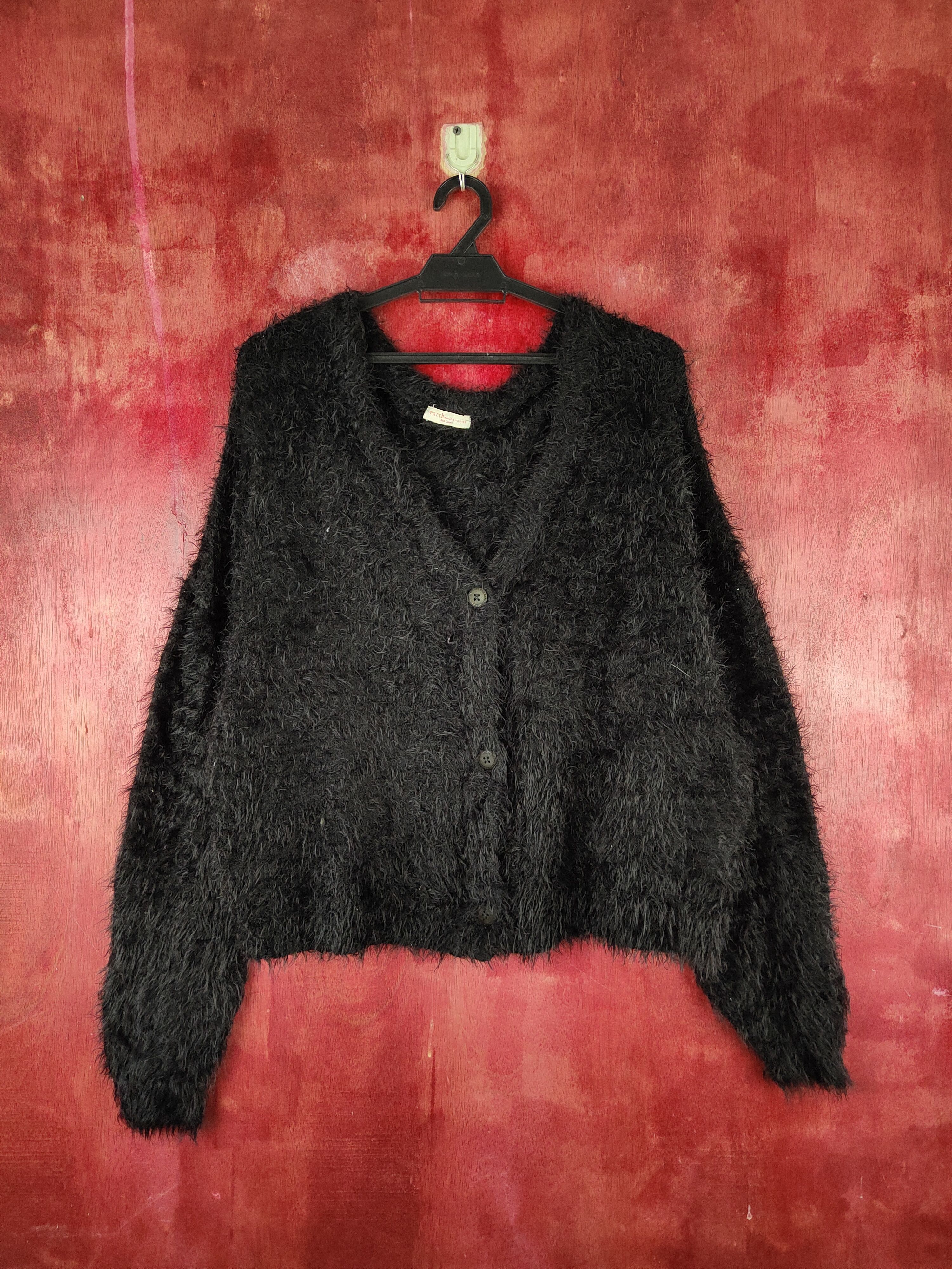 Vintage Earth Music&Ecology Black Fur Mohair Knitwear Cardigan#S1981 Size M / US 6-8 / IT 42-44 - 1 Thumbnail