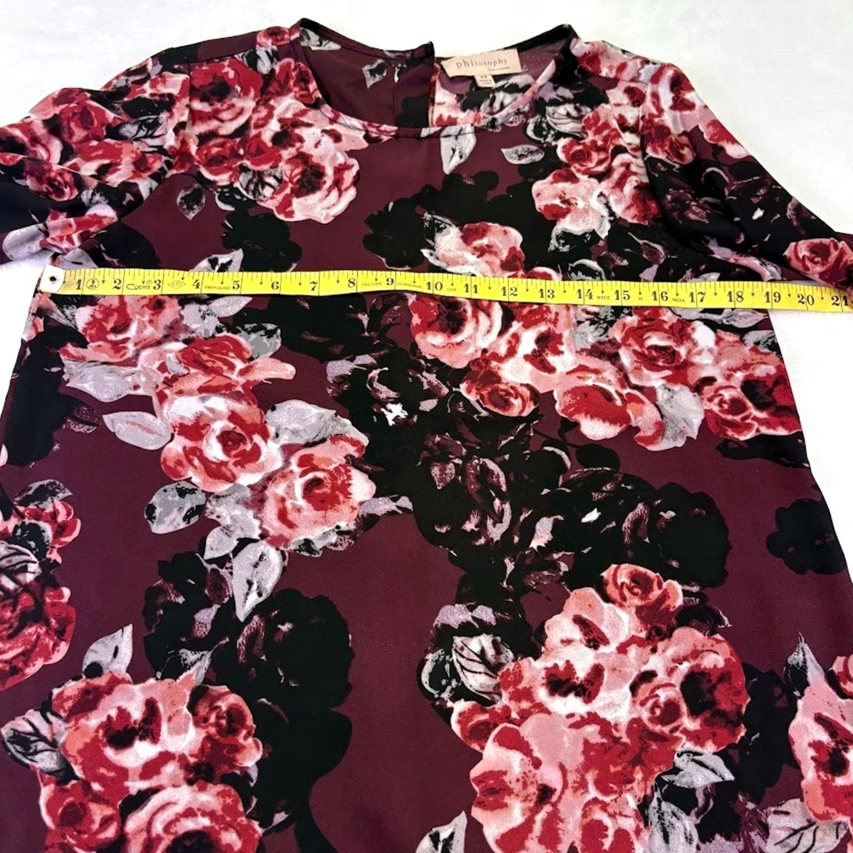 Vintage Philosophy Blouse XS Long Sleeve Round Neck Back Button Shirred Cuffs Solid Burgundy Floral 100% Polyester Women’s Shirt Casual Workwear Size XS / US 0-2 / IT 36-38 - 7 Thumbnail