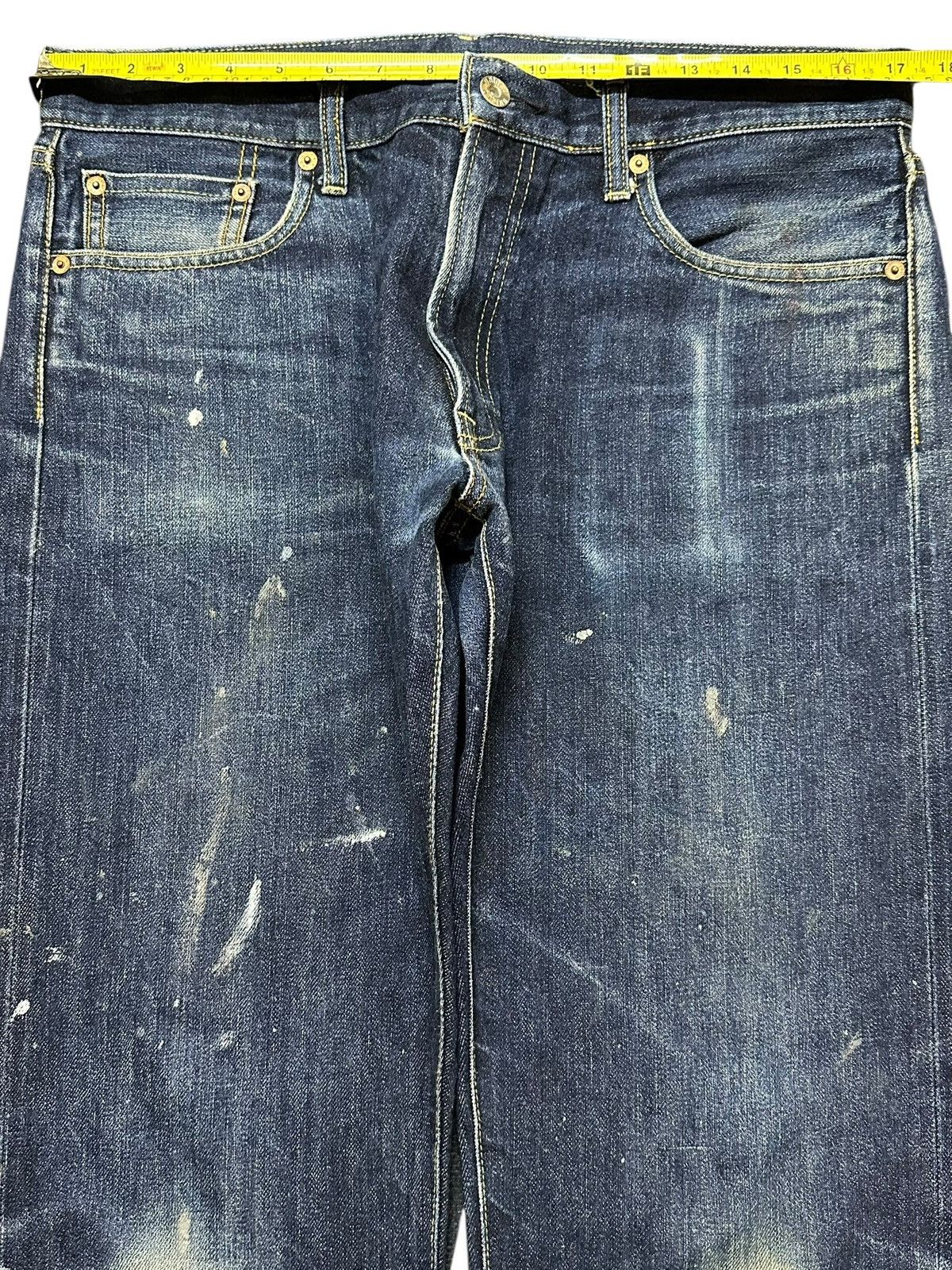 Japanese Brand Vintage Japanese Uniqlo Selvedge Faded Wash Distress Jeans Size US 34 / EU 50 - 14 Thumbnail