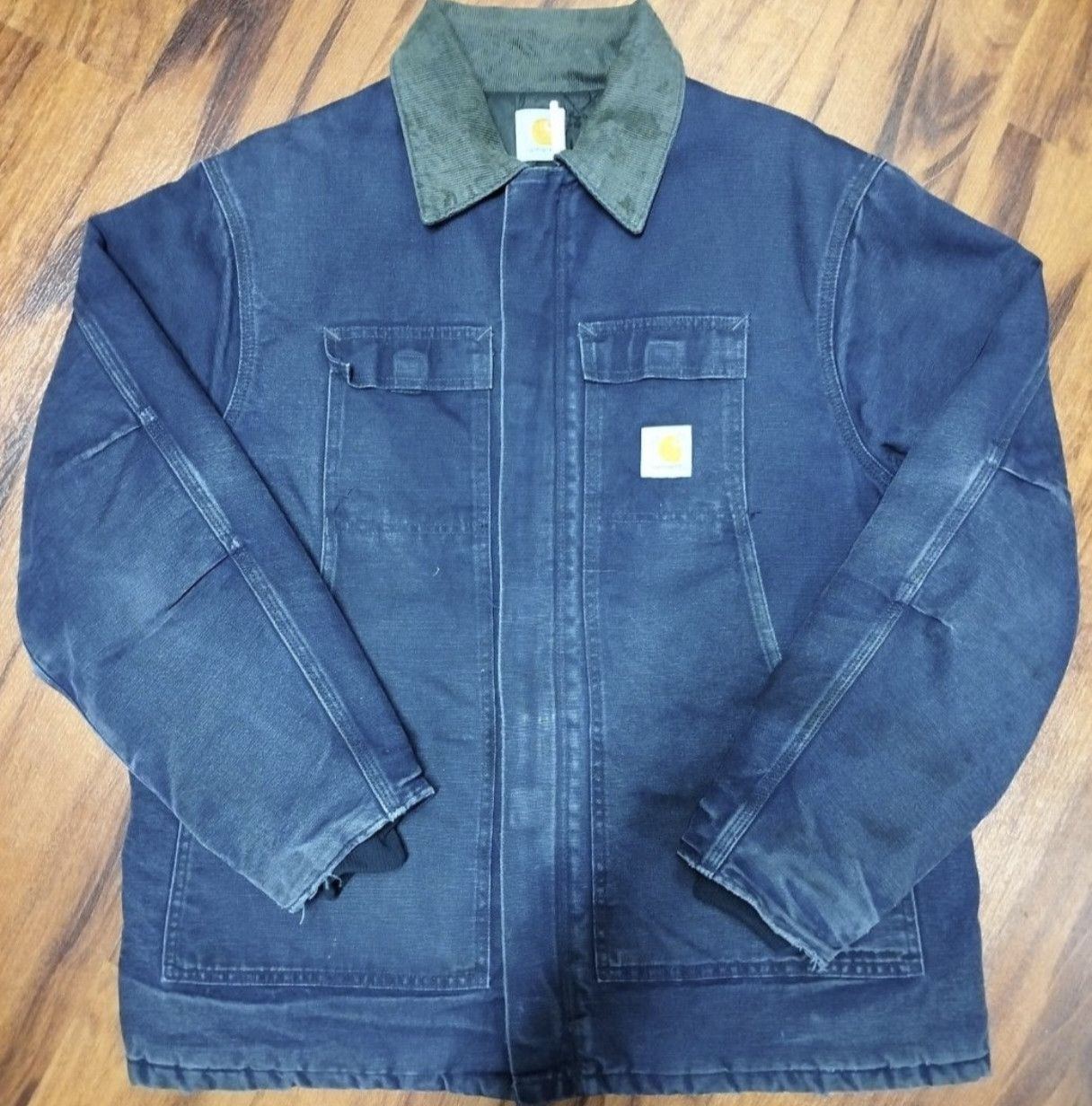 Carhartt (XXL) BEAUTIFUL FADED DARK BLUE Heavy Carhartt Jacket Size US XXL / EU 58 / 5 - 1 Thumbnail