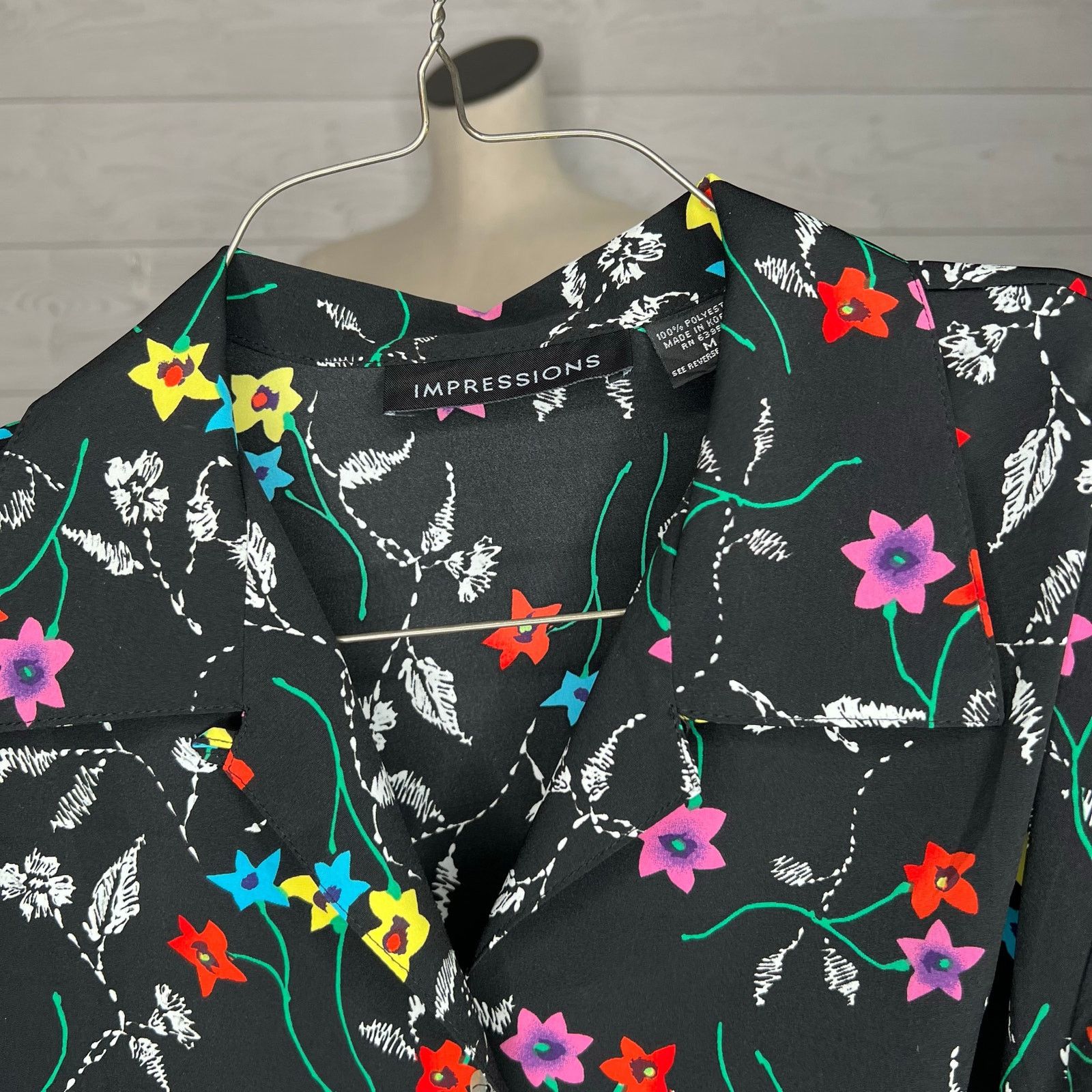 Other 80’s vintage Impressions black floral blouse Size medium Size M / US 6-8 / IT 42-44 - 4 Thumbnail