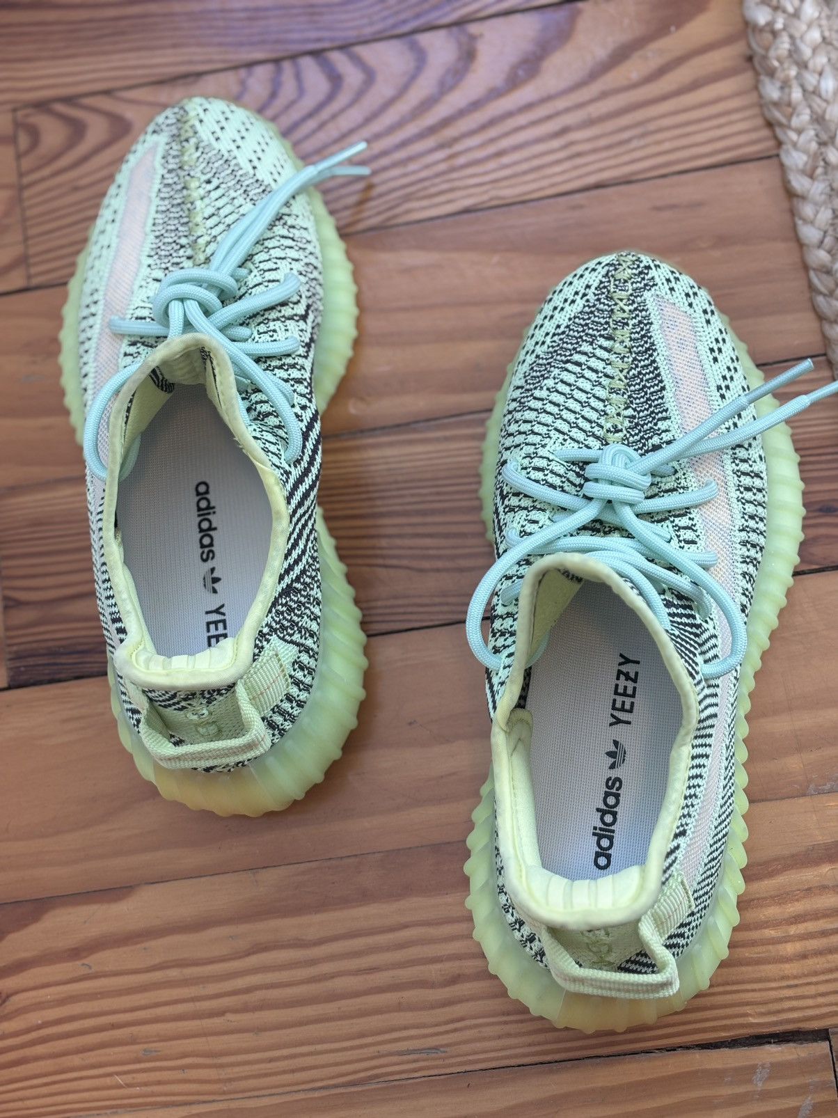 Yeezy Adidas Yeezy Boost 350 V2 Yeezreel (Non-Reflective) Size US 7 / IT 37 - 3 Thumbnail