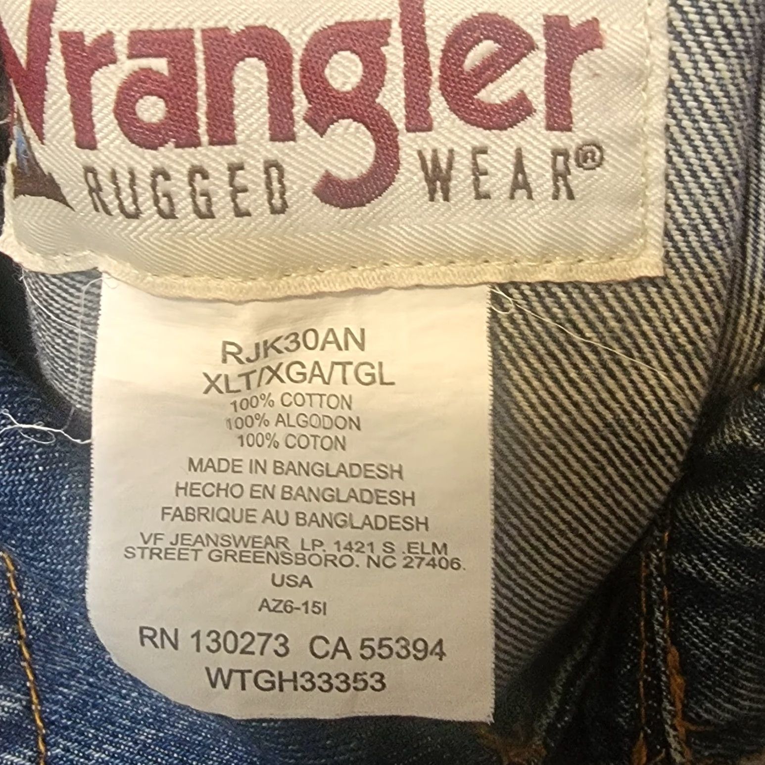 Wrangler VINTAGE Wrangler Denim Trucker Button Up Jacket XL Men Blue Cotton Casual Workwear Size US XL / EU 56 / 4 - 3 Thumbnail