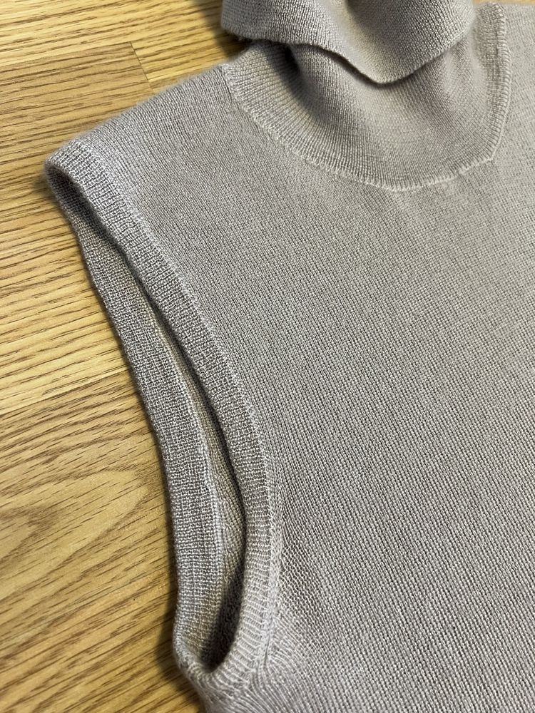 Prada Prada Cashmere Turtle Neck sleeveless jumper Size S / US 4 / IT 40 - 5 Thumbnail